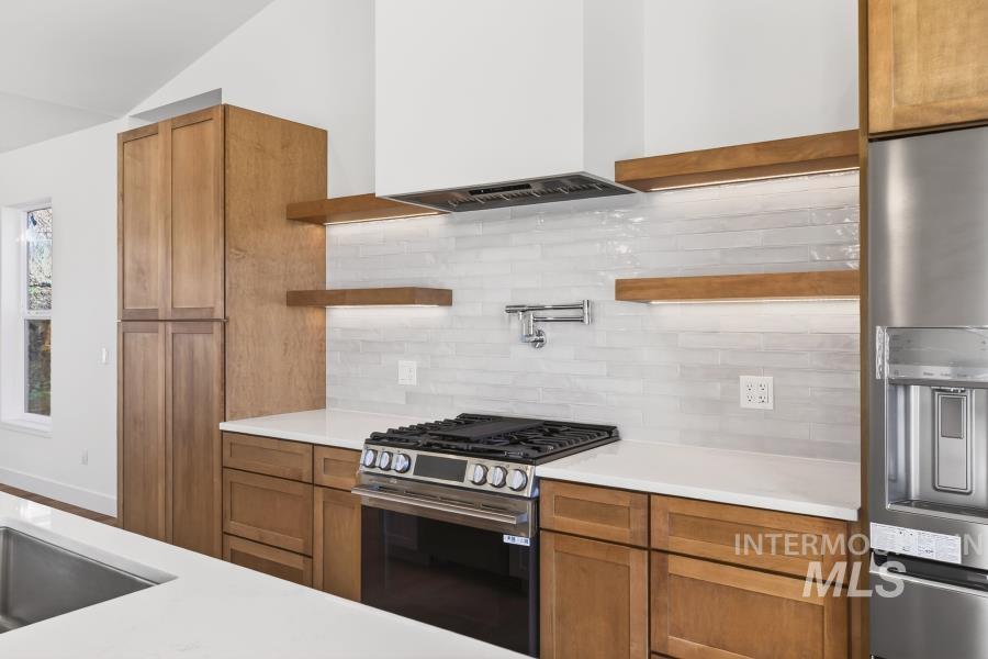 780 Victoria Dr., Moscow, Idaho 83843-3234, 3 Bedrooms, 2 Bathrooms, Residential For Sale, Price $639,000, 98958449