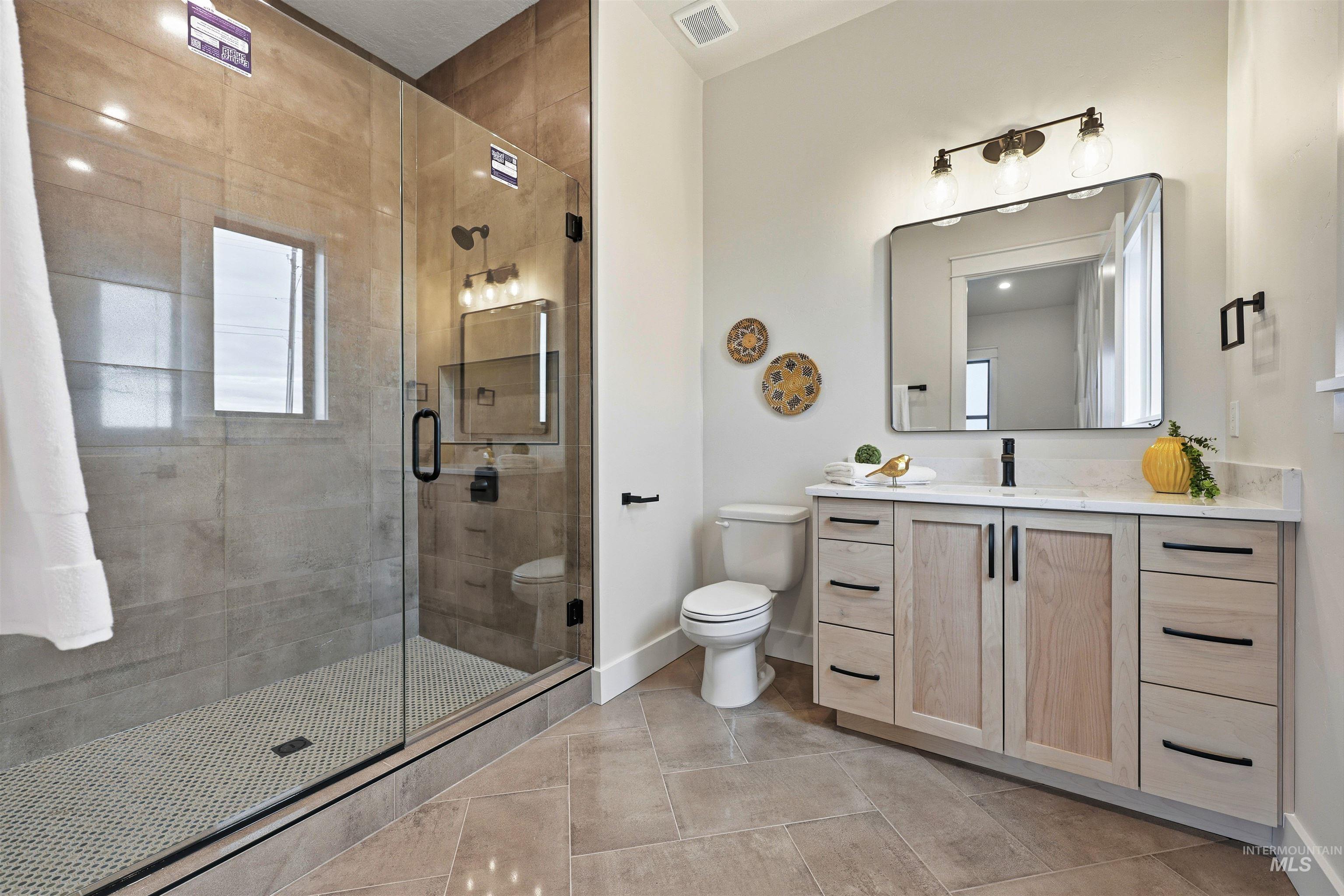 20 E Shafer View Drive, Meridian, Idaho 83642, 4 Bedrooms, 4.5 Bathrooms, Residential For Sale, Price $1,349,900,MLS 98958470