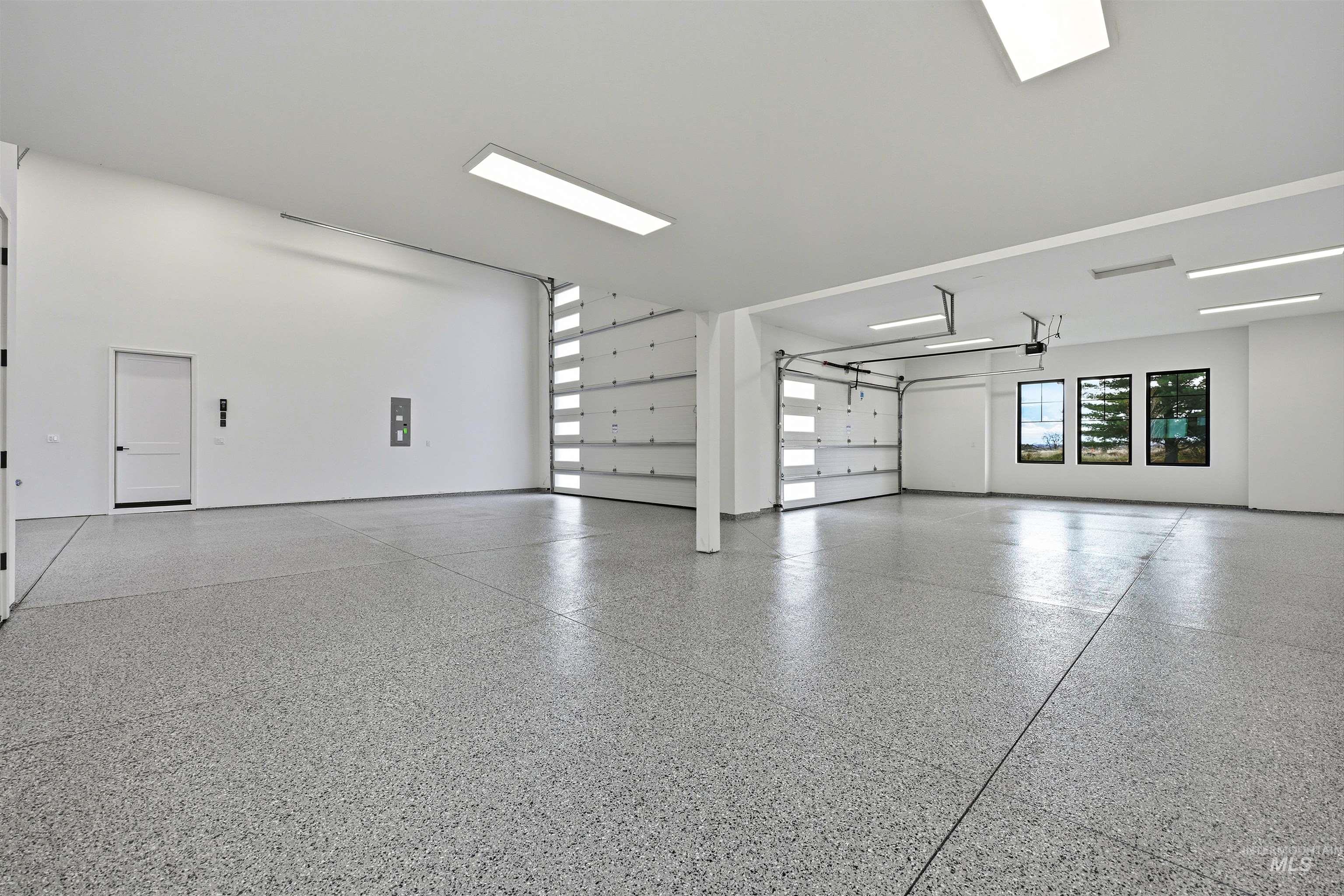 20 E Shafer View Drive, Meridian, Idaho 83642, 4 Bedrooms, 4.5 Bathrooms, Residential For Sale, Price $1,349,900,MLS 98958470