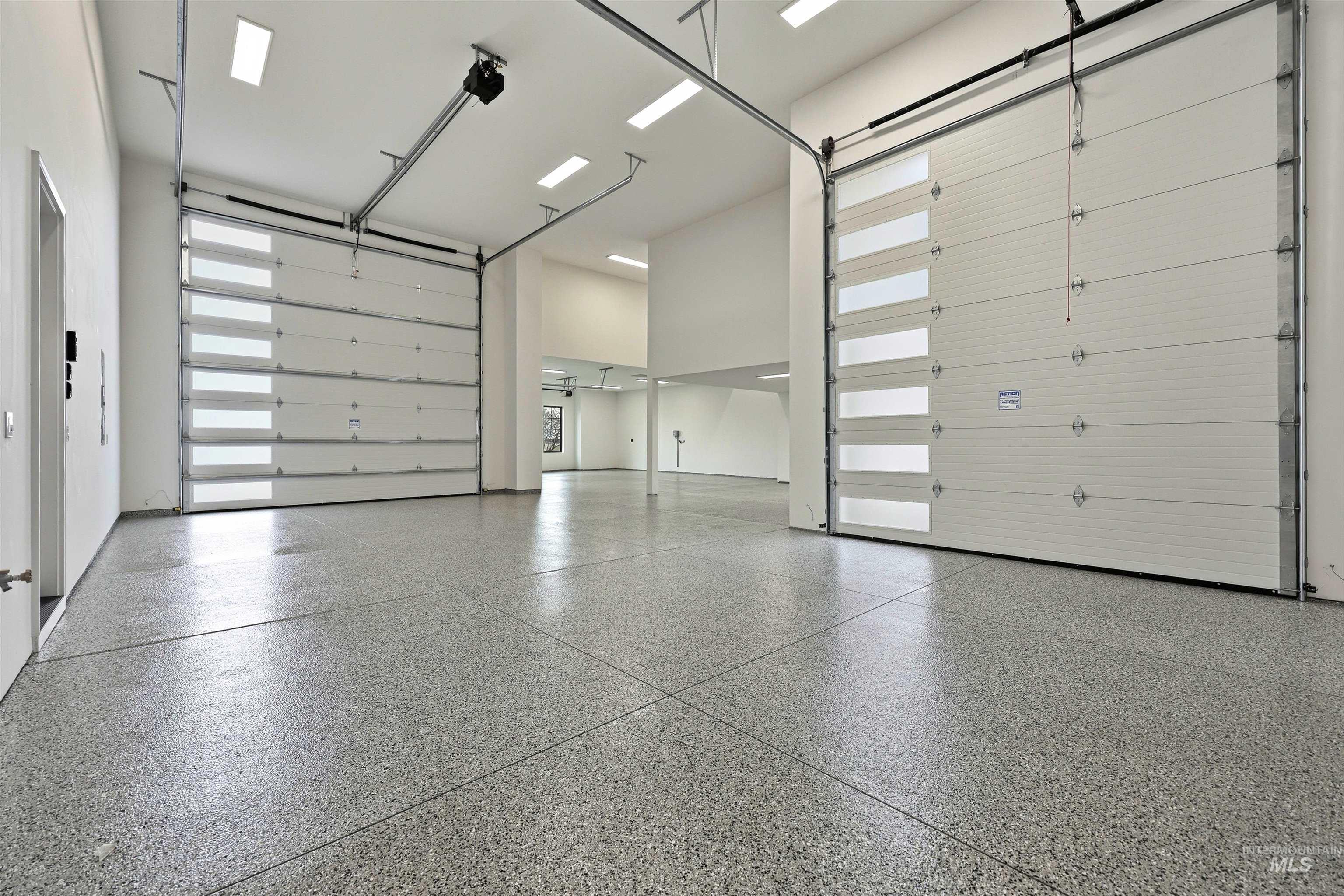 20 E Shafer View Drive, Meridian, Idaho 83642, 4 Bedrooms, 4.5 Bathrooms, Residential For Sale, Price $1,349,900,MLS 98958470