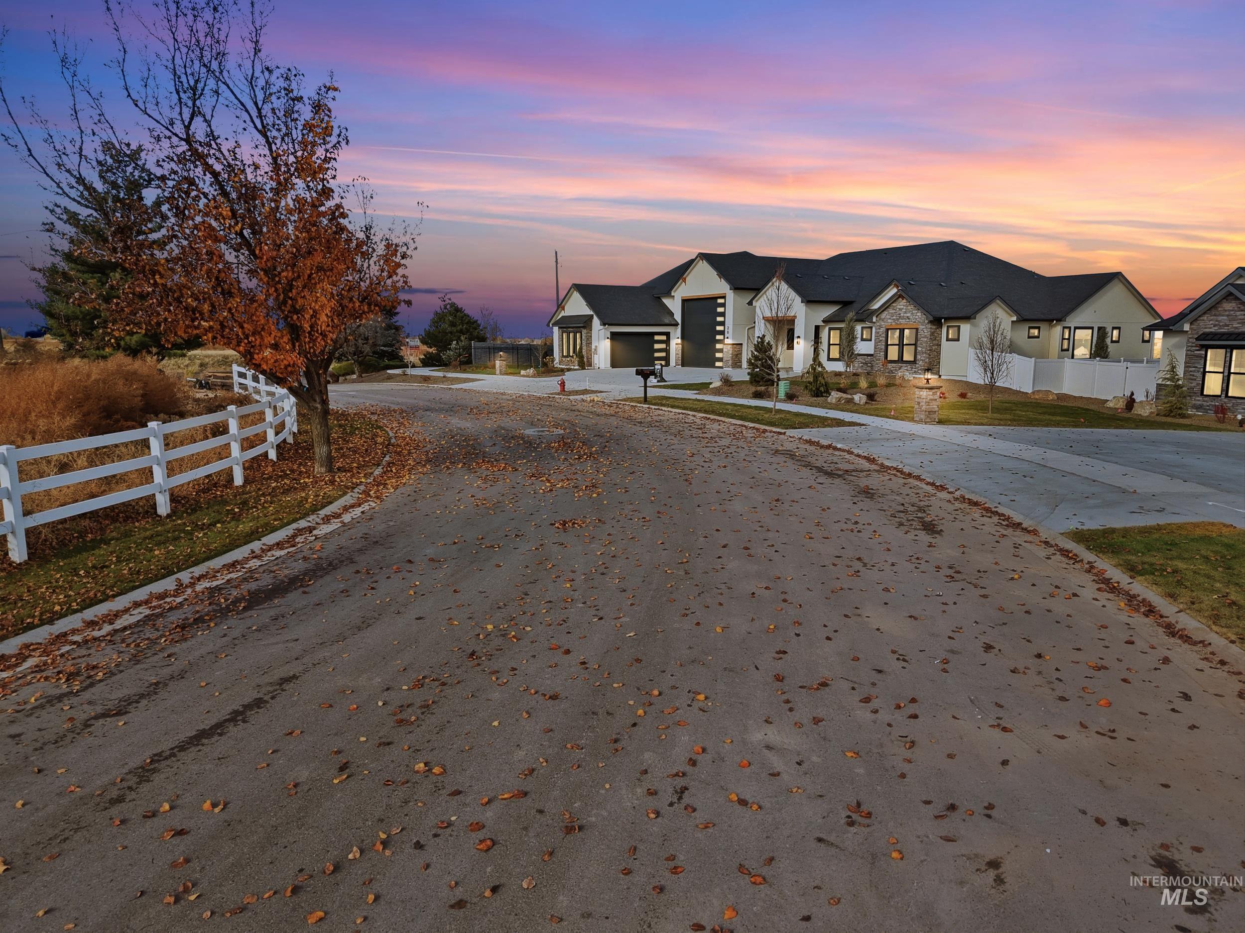 20 E Shafer View Drive, Meridian, Idaho 83642, 4 Bedrooms, 4.5 Bathrooms, Residential For Sale, Price $1,349,900,MLS 98958470