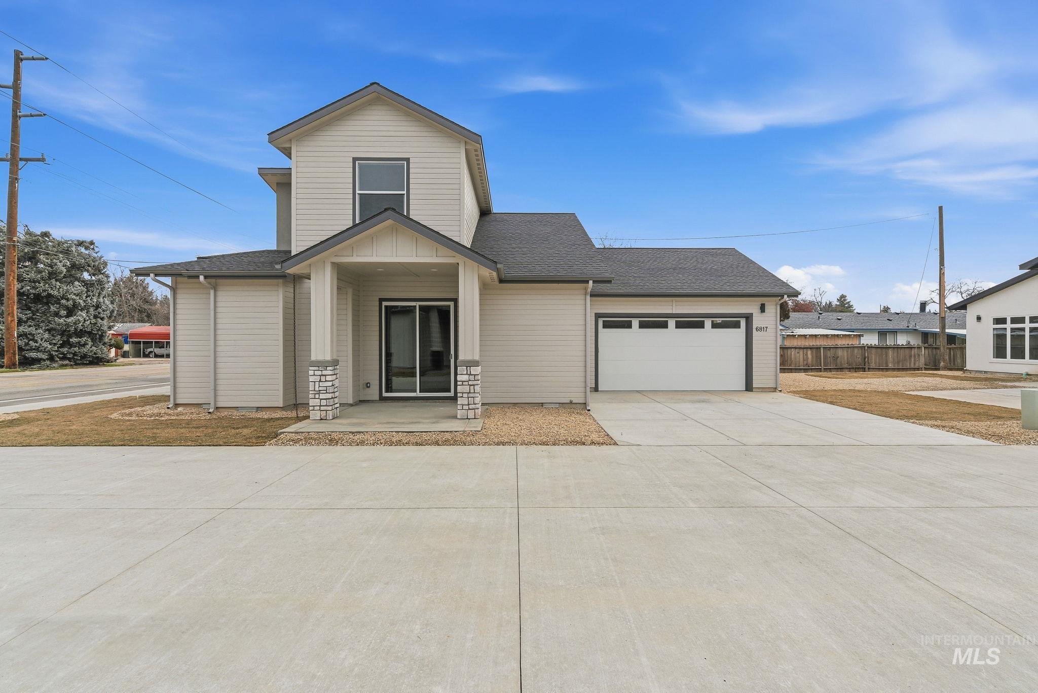 6817 W Ustick, Boise, Idaho 83704, 3 Bedrooms, 2.5 Bathrooms, Residential For Sale, Price $585,900,MLS 98958473