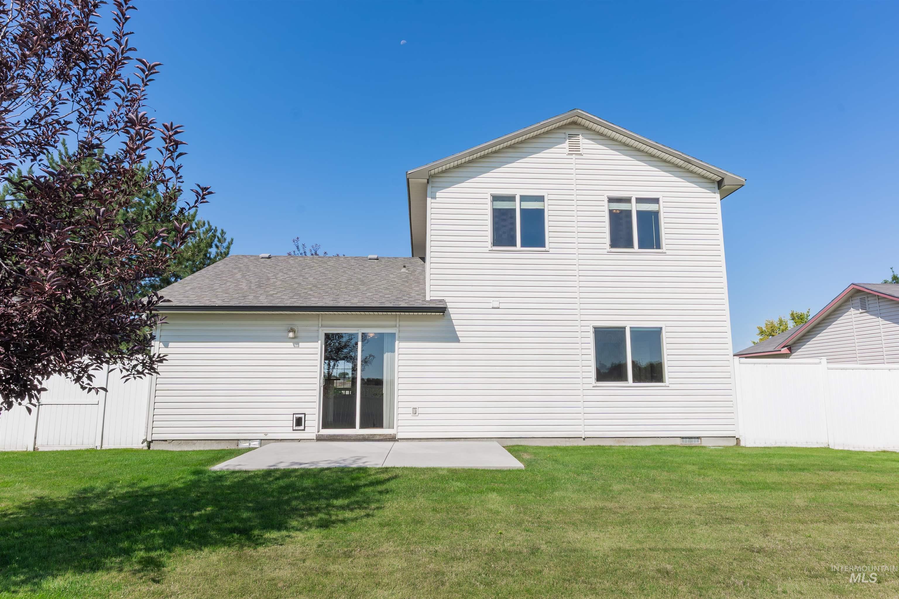 1630 S Woodland Dr, Nampa, Idaho 83686, 3 Bedrooms, 2 Bathrooms, Residential For Sale, Price $364,900,MLS 98958479