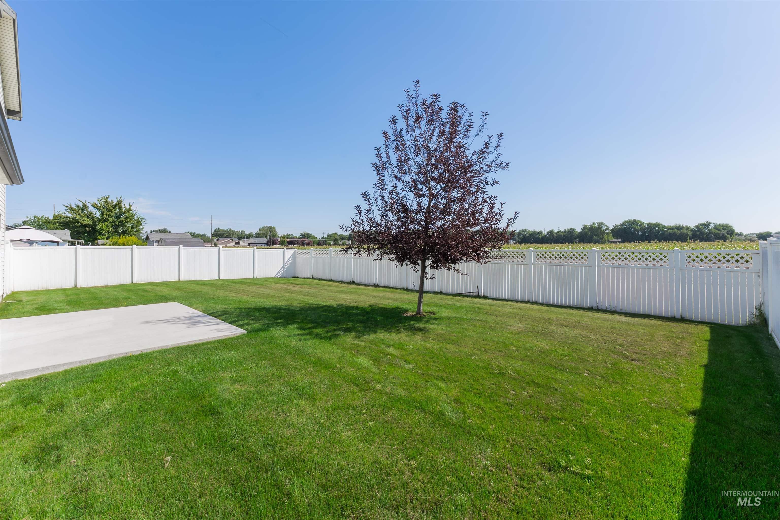 1630 S Woodland Dr, Nampa, Idaho 83686, 3 Bedrooms, 2 Bathrooms, Residential For Sale, Price $364,900,MLS 98958479