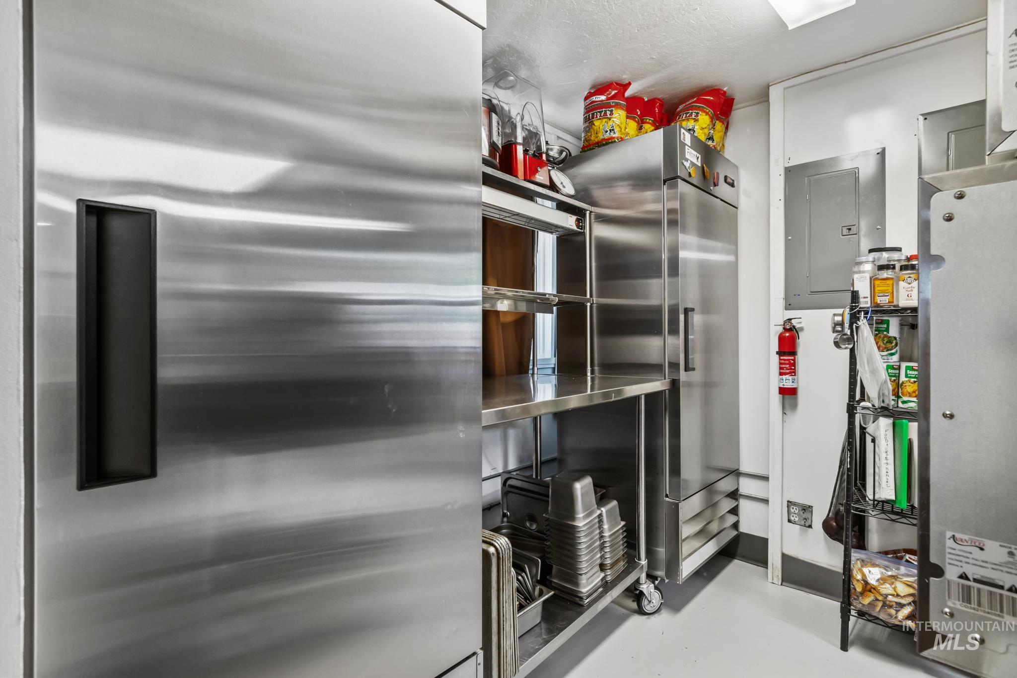 204 Main St., Idaho City, Idaho 83631, 1 Bedroom, 3 Bathrooms, Residential For Sale, Price $589,000,MLS 98958488