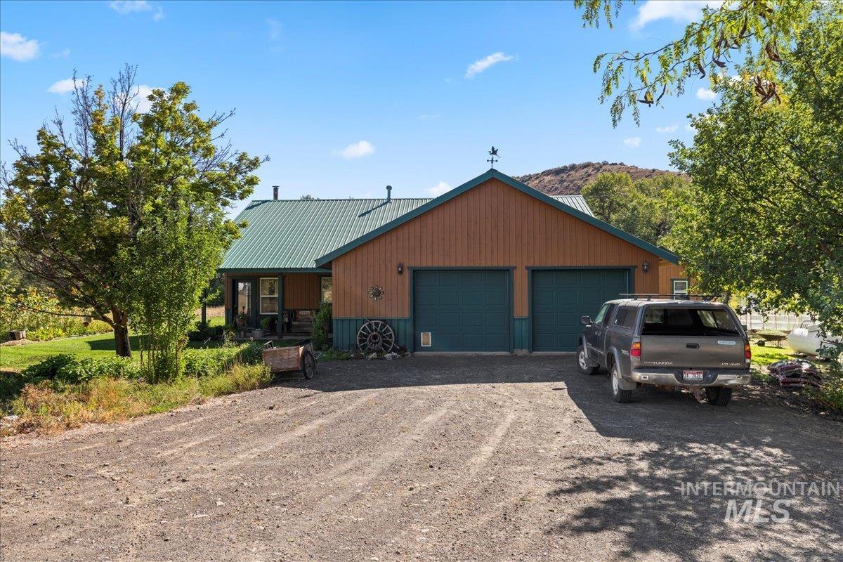 2128 Jackson Creek Road, Council, Idaho 83612, 3 Bedrooms, 2 Bathrooms, Residential For Sale, Price $745,000,MLS 98958495