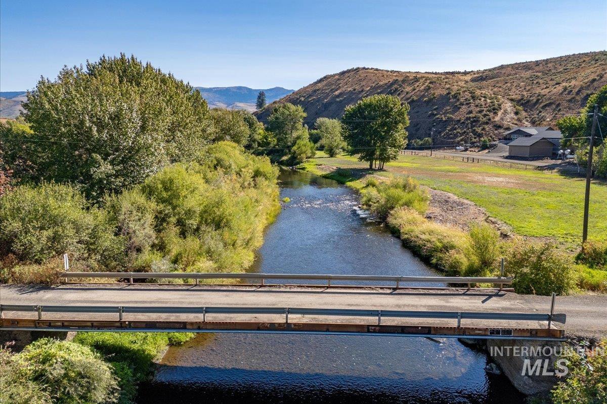 2128 Jackson Creek Road, Council, Idaho 83612, 3 Bedrooms, 2 Bathrooms, Residential For Sale, Price $745,000,MLS 98958495