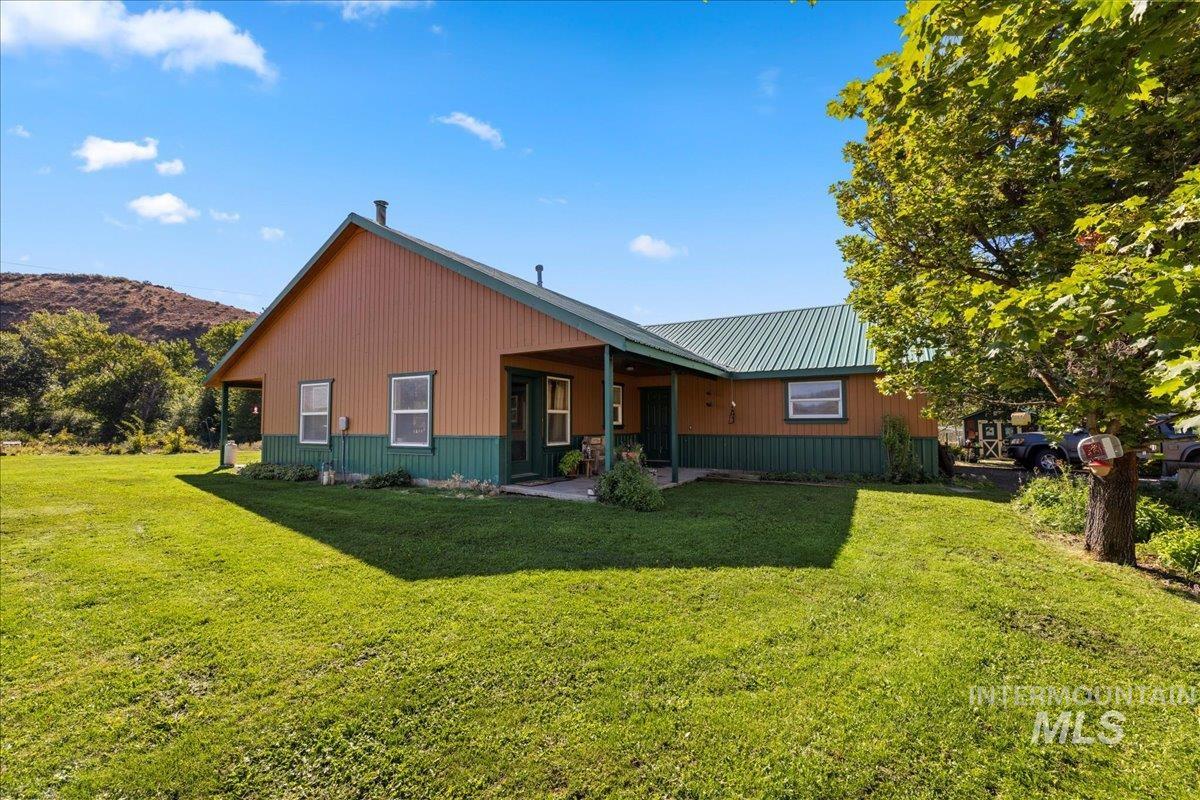 2128 Jackson Creek Road, Council, Idaho 83612, 3 Bedrooms, 2 Bathrooms, Residential For Sale, Price $745,000,MLS 98958495