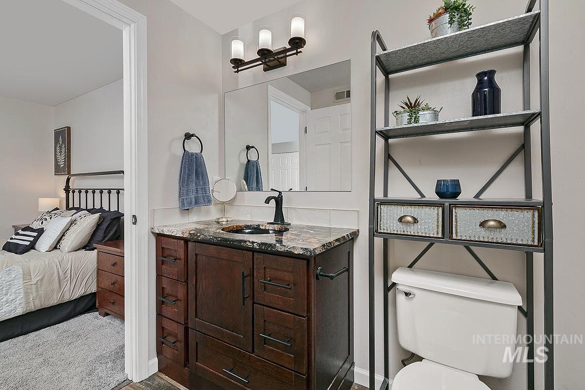 3757 S S Gekeler Lane, Boise, Idaho 83706, 2 Bedrooms, 2 Bathrooms, Residential For Sale, Price $309,900,MLS 98958512