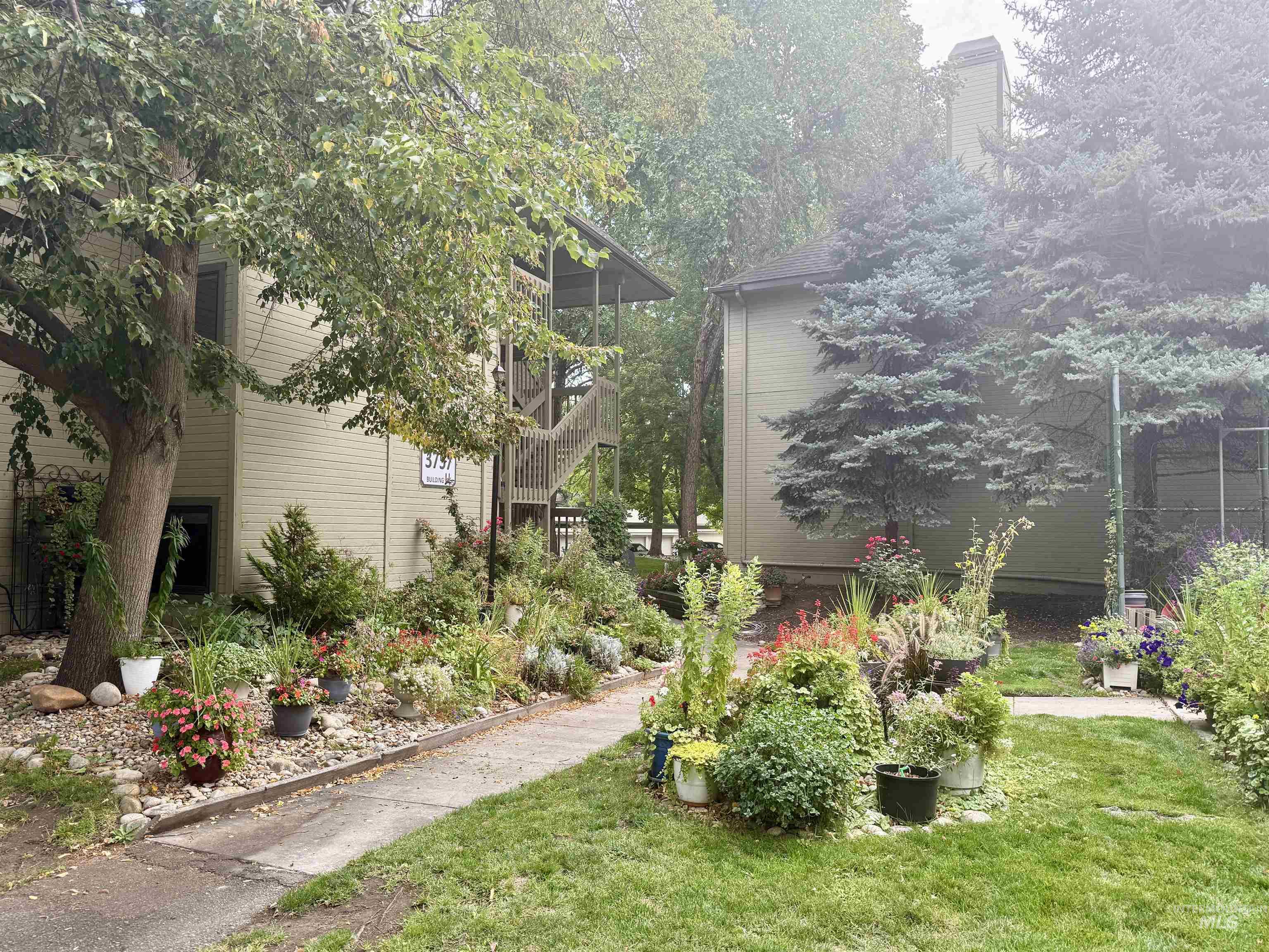 3757 S S Gekeler Lane, Boise, Idaho 83706, 2 Bedrooms, 2 Bathrooms, Residential For Sale, Price $309,900,MLS 98958512