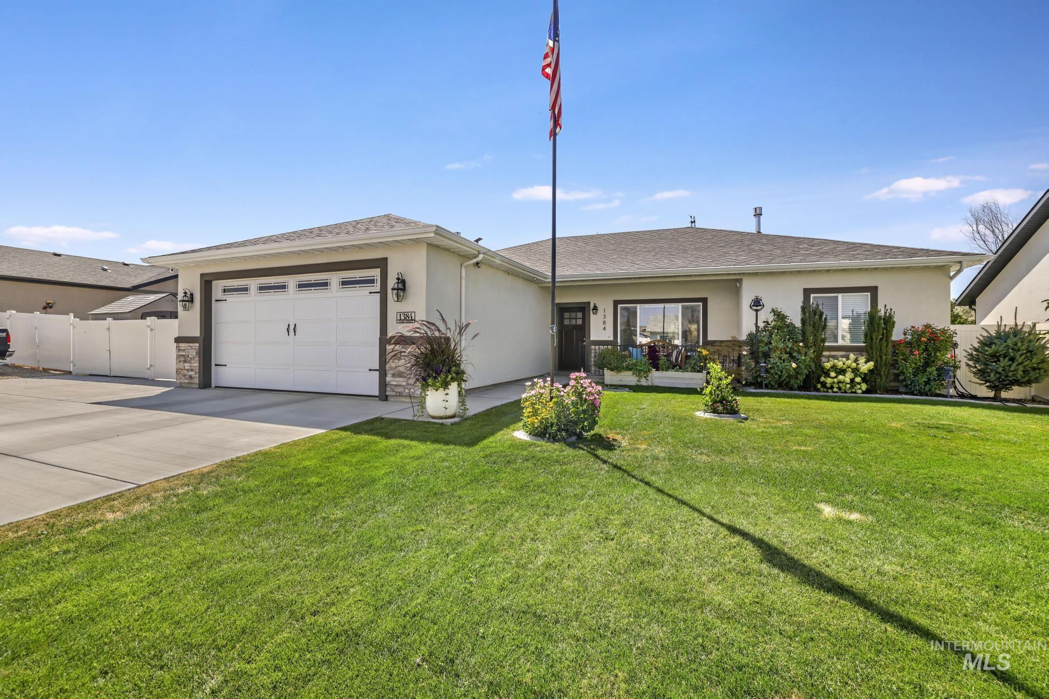 1384 Jump Street, Twin Falls, Idaho 83301, 3 Bedrooms, 2 Bathrooms, Residential For Sale, Price $439,900,MLS 98958514