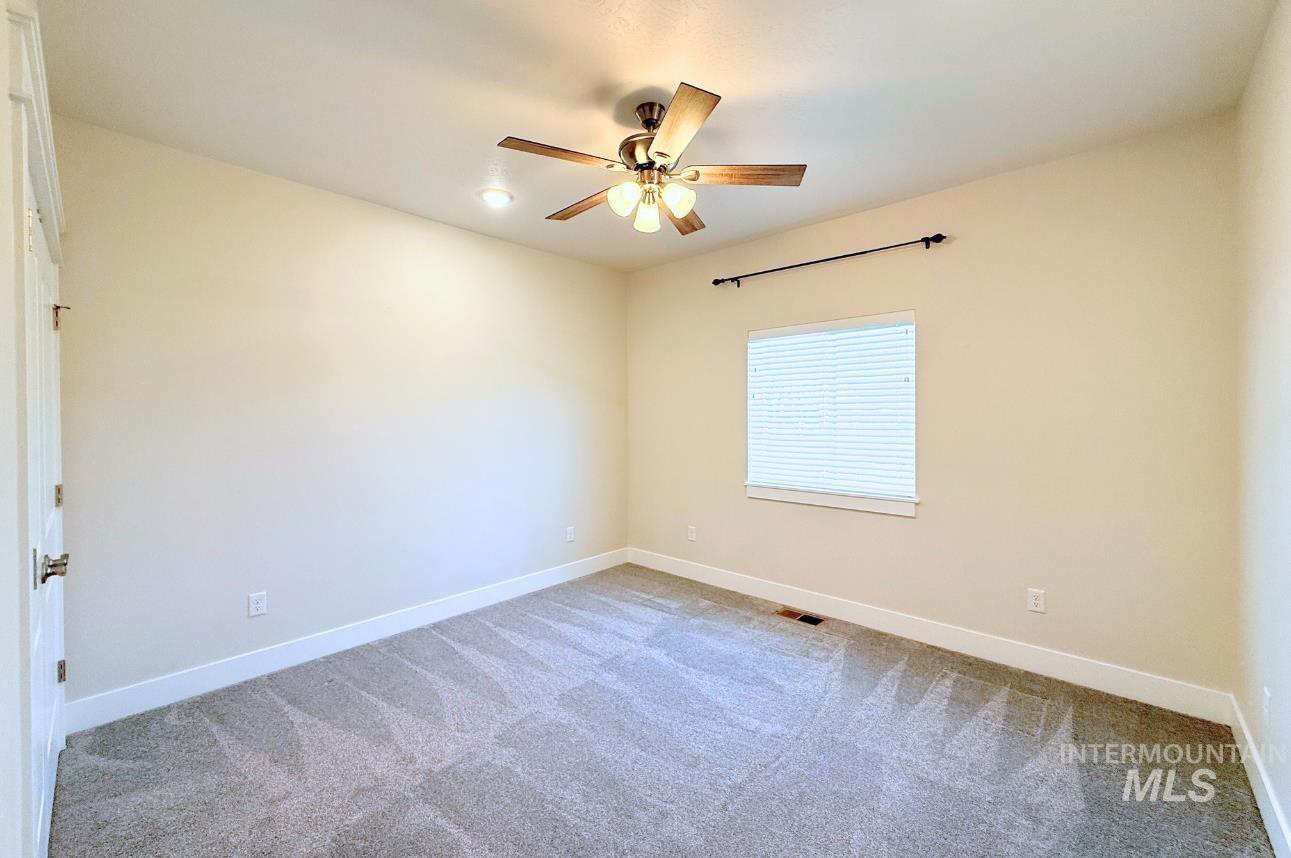 1384 Jump Street, Twin Falls, Idaho 83301, 3 Bedrooms, 2 Bathrooms, Residential For Sale, Price $439,900,MLS 98958514