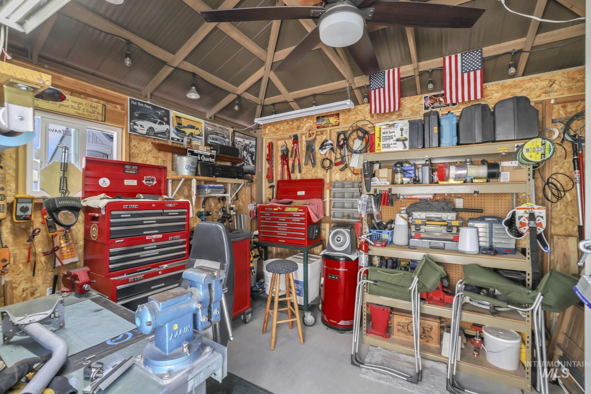 1384 Jump Street, Twin Falls, Idaho 83301, 3 Bedrooms, 2 Bathrooms, Residential For Sale, Price $439,900,MLS 98958514