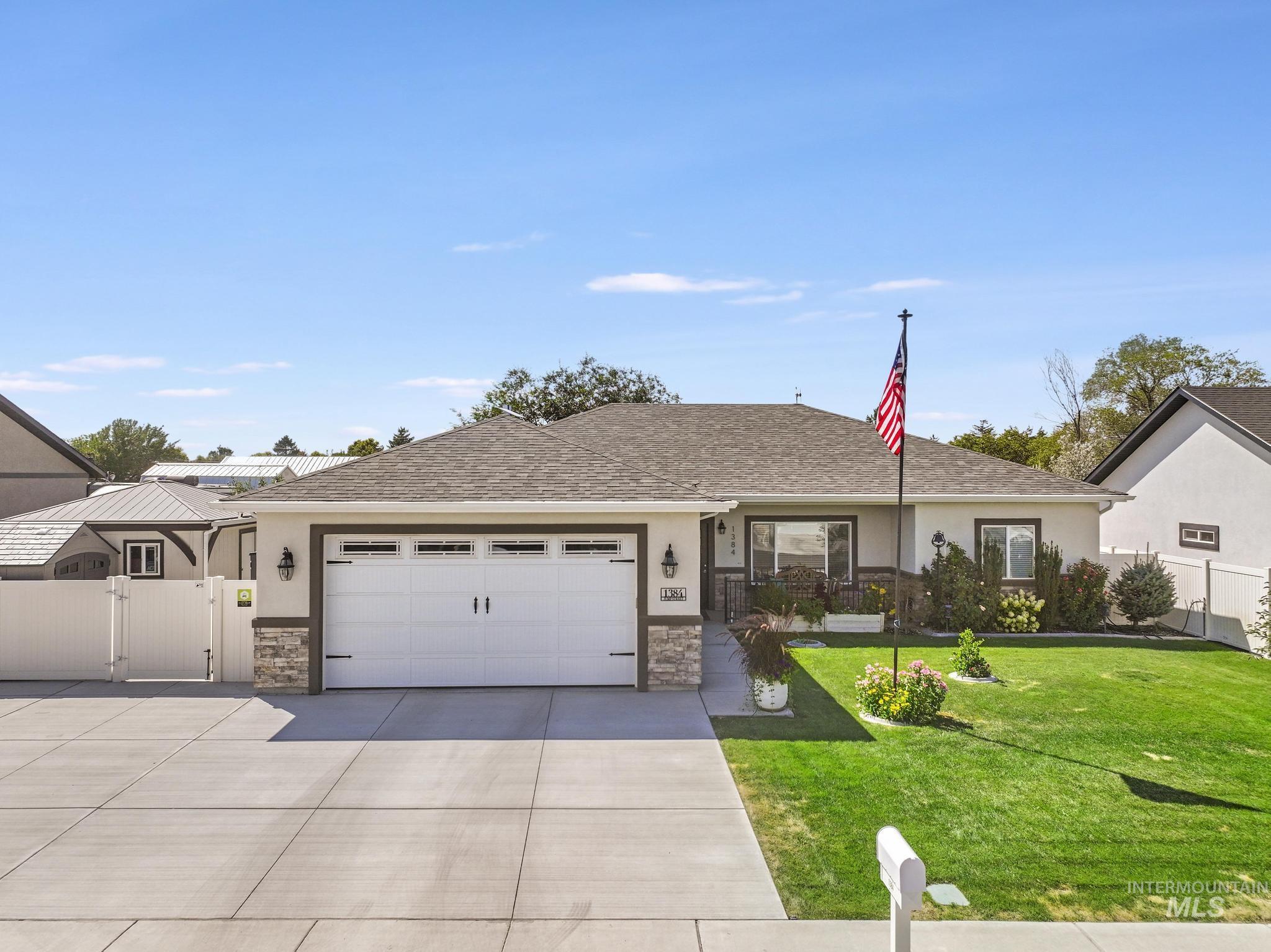 1384 Jump Street, Twin Falls, Idaho 83301, 3 Bedrooms, 2 Bathrooms, Residential For Sale, Price $439,900,MLS 98958514