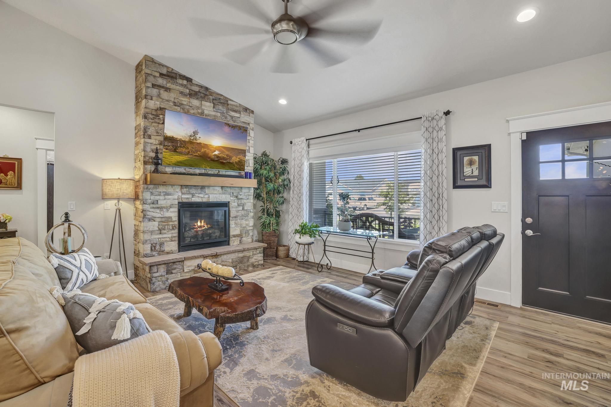 1384 Jump Street, Twin Falls, Idaho 83301, 3 Bedrooms, 2 Bathrooms, Residential For Sale, Price $439,900,MLS 98958514