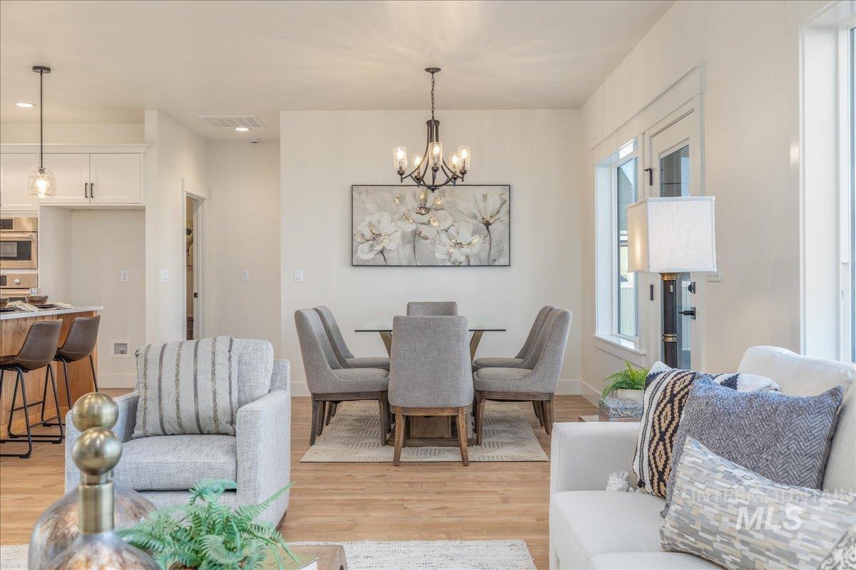 335 Bard Ave, Middleton, Idaho 83644, 4 Bedrooms, 3 Bathrooms, Residential For Sale, Price $725,000,MLS 98958529