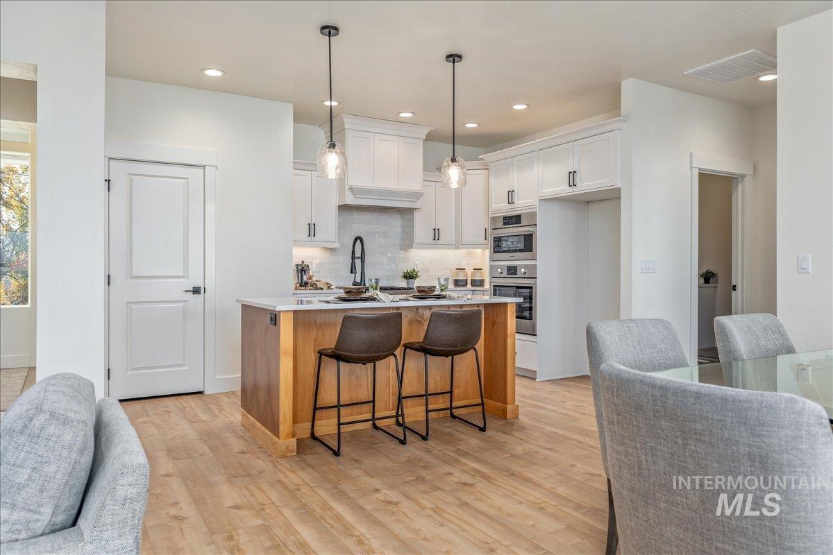 335 Bard Ave, Middleton, Idaho 83644, 4 Bedrooms, 3 Bathrooms, Residential For Sale, Price $725,000,MLS 98958529