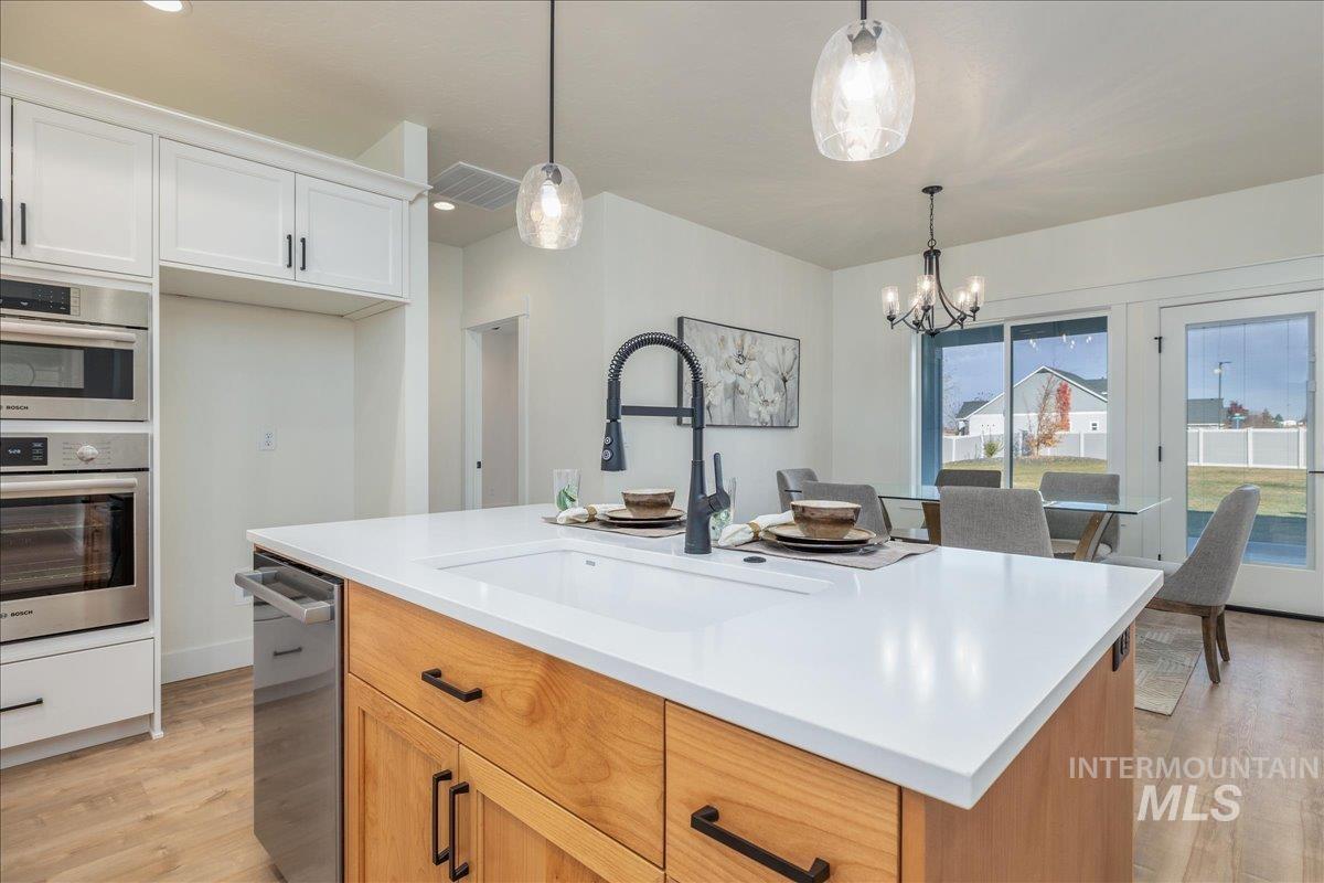 335 Bard Ave, Middleton, Idaho 83644, 4 Bedrooms, 3 Bathrooms, Residential For Sale, Price $725,000,MLS 98958529