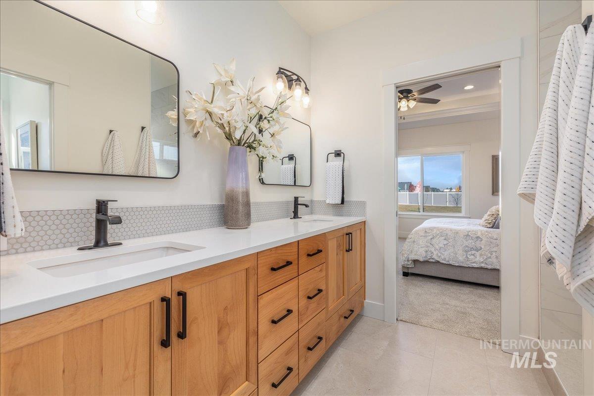 335 Bard Ave, Middleton, Idaho 83644, 4 Bedrooms, 3 Bathrooms, Residential For Sale, Price $725,000,MLS 98958529