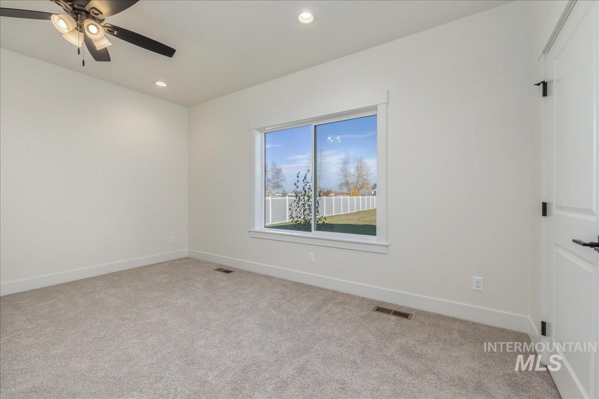 335 Bard Ave, Middleton, Idaho 83644, 4 Bedrooms, 3 Bathrooms, Residential For Sale, Price $725,000,MLS 98958529