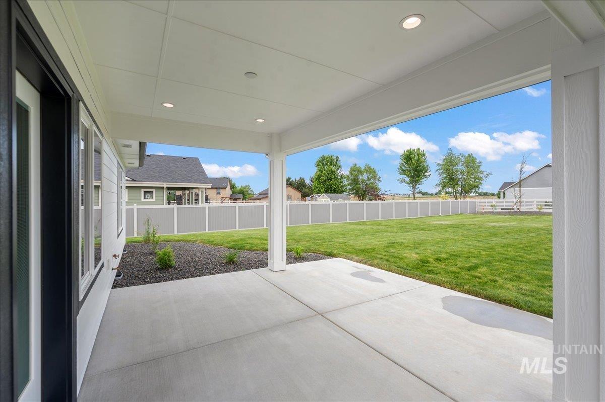 335 Bard Ave, Middleton, Idaho 83644, 4 Bedrooms, 3 Bathrooms, Residential For Sale, Price $725,000,MLS 98958529