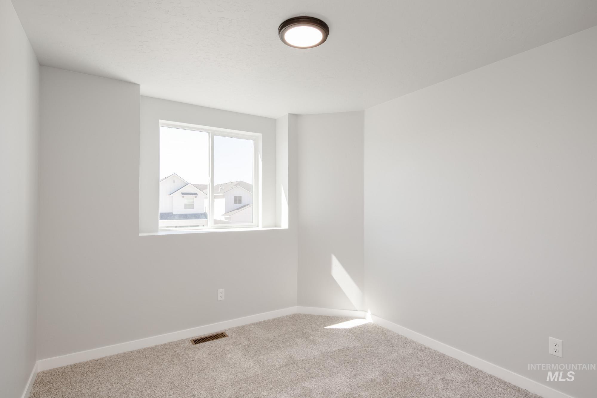 4258 E Woodmurra St, Meridian, Idaho 83642, 3 Bedrooms, 2.5 Bathrooms, Residential For Sale, Price $416,990,MLS 98958543