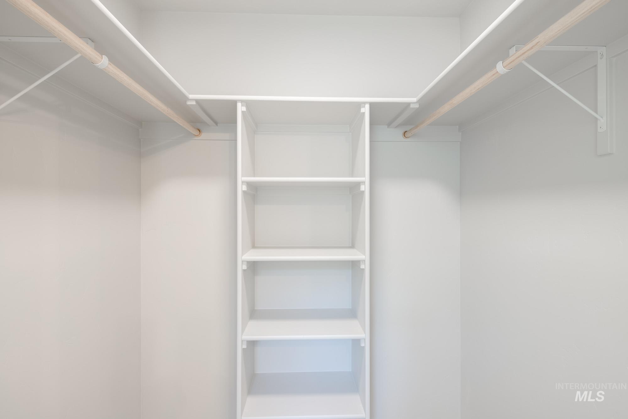 4258 E Woodmurra St, Meridian, Idaho 83642, 3 Bedrooms, 2.5 Bathrooms, Residential For Sale, Price $416,990,MLS 98958543