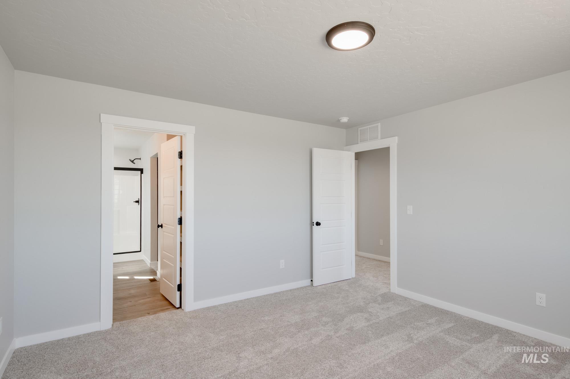 4258 E Woodmurra St, Meridian, Idaho 83642, 3 Bedrooms, 2.5 Bathrooms, Residential For Sale, Price $416,990,MLS 98958543