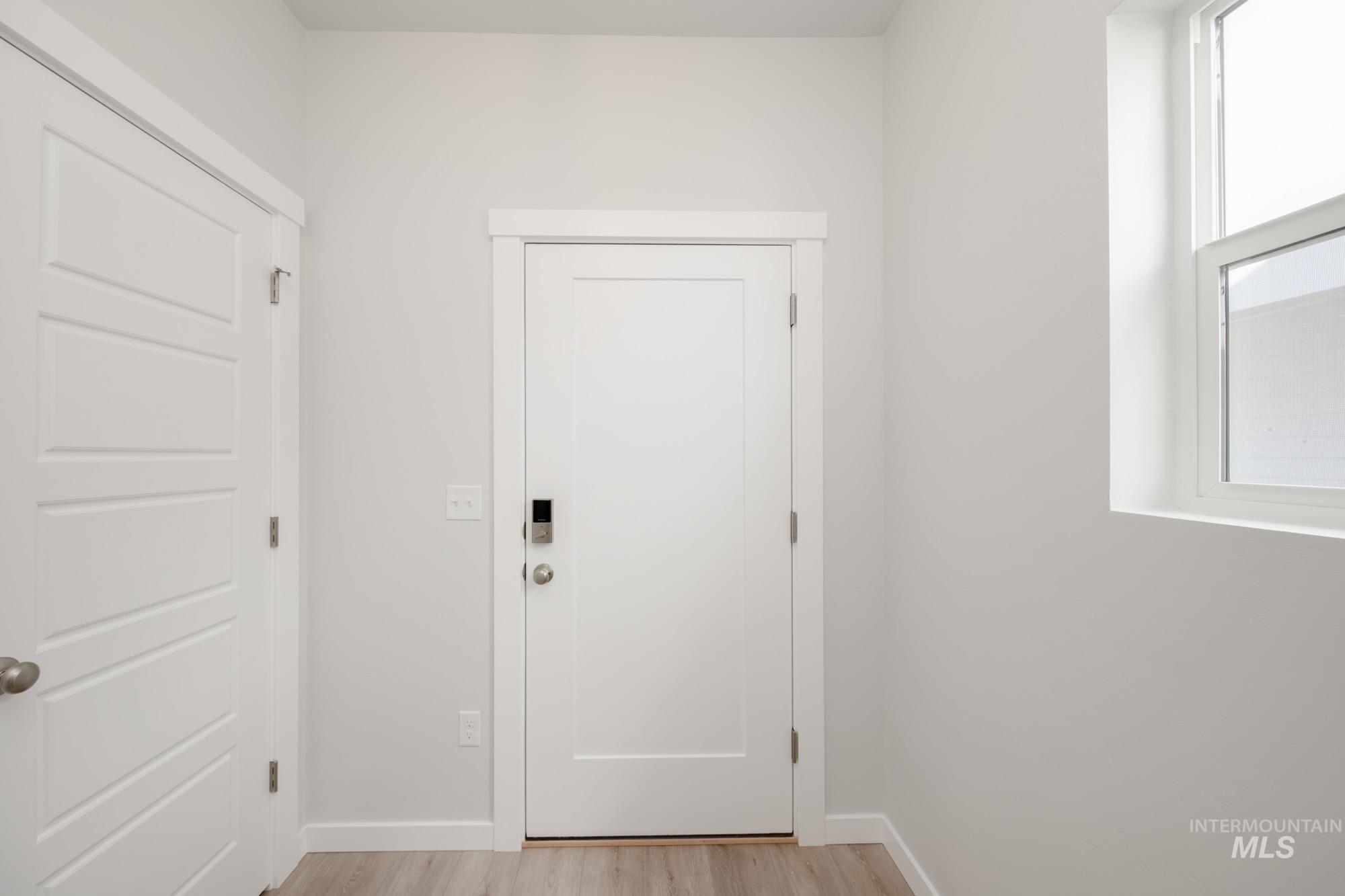 4988 S Amorita Ave, Meridian, Idaho 83642, 3 Bedrooms, 2.5 Bathrooms, Residential For Sale, Price $424,990,MLS 98958545