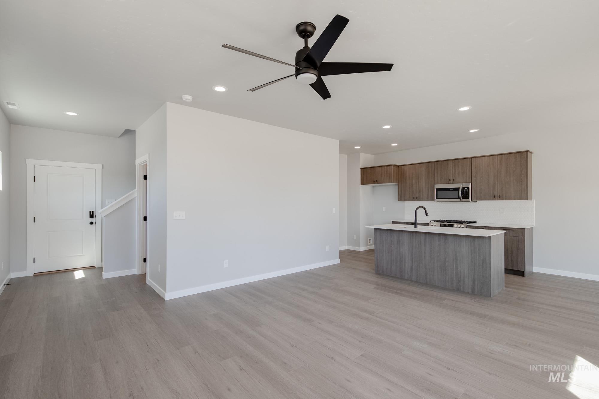 5002 S Amorita Ave, Meridian, Idaho 83642, 3 Bedrooms, 2.5 Bathrooms, Residential For Sale, Price $411,990,MLS 98958546