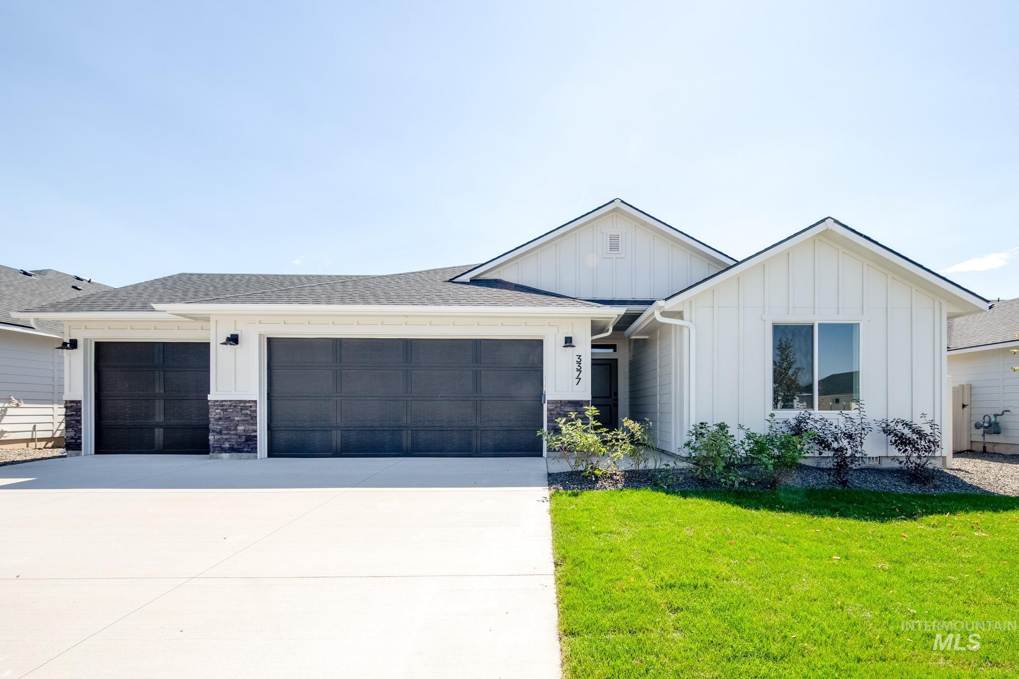 3377 W Morere Dr, Meridian, Idaho 83642, 4 Bedrooms, 2 Bathrooms, Residential For Sale, Price $479,990,MLS 98958548