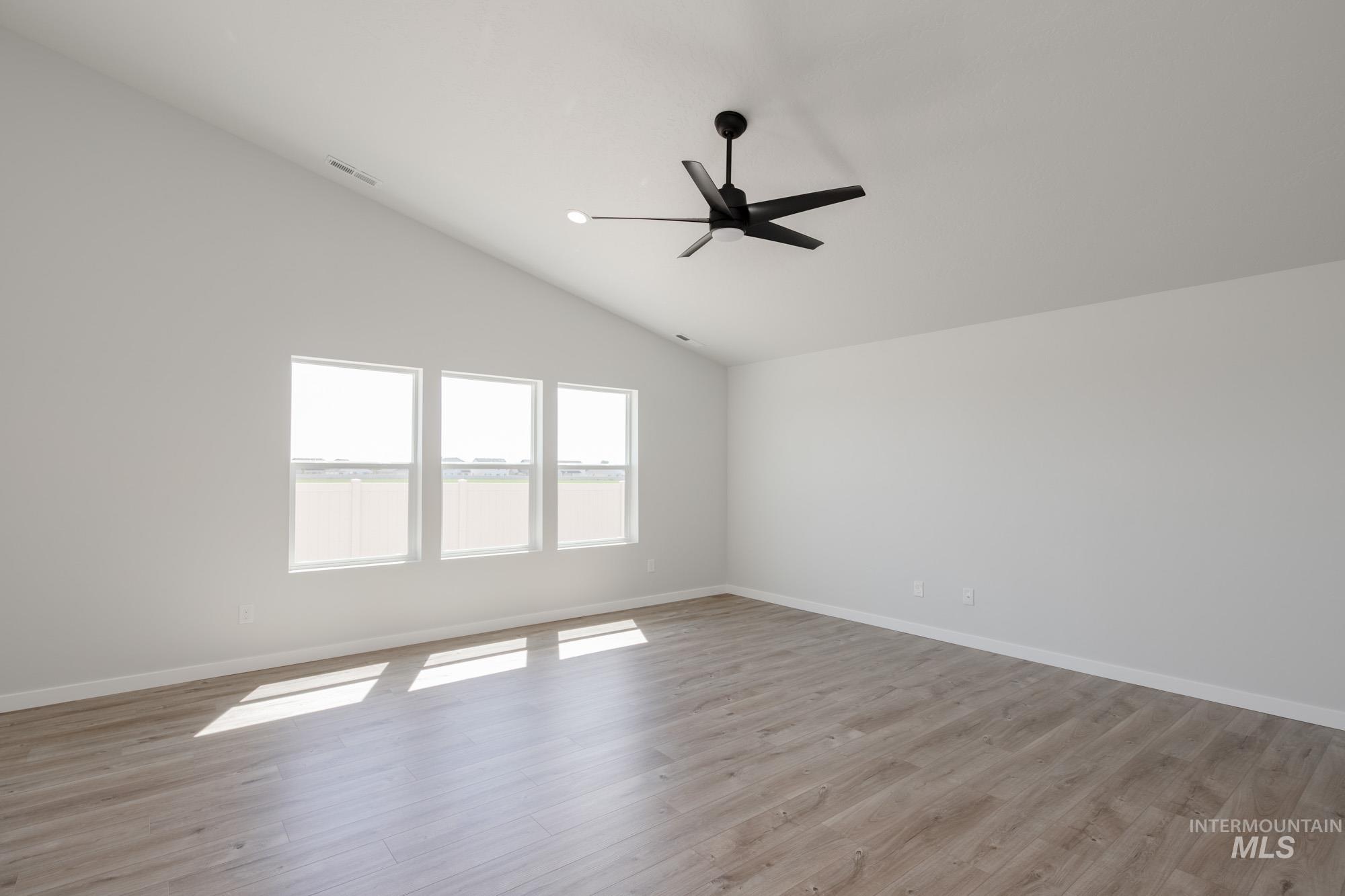 3377 W Morere Dr, Meridian, Idaho 83642, 4 Bedrooms, 2 Bathrooms, Residential For Sale, Price $479,990,MLS 98958548