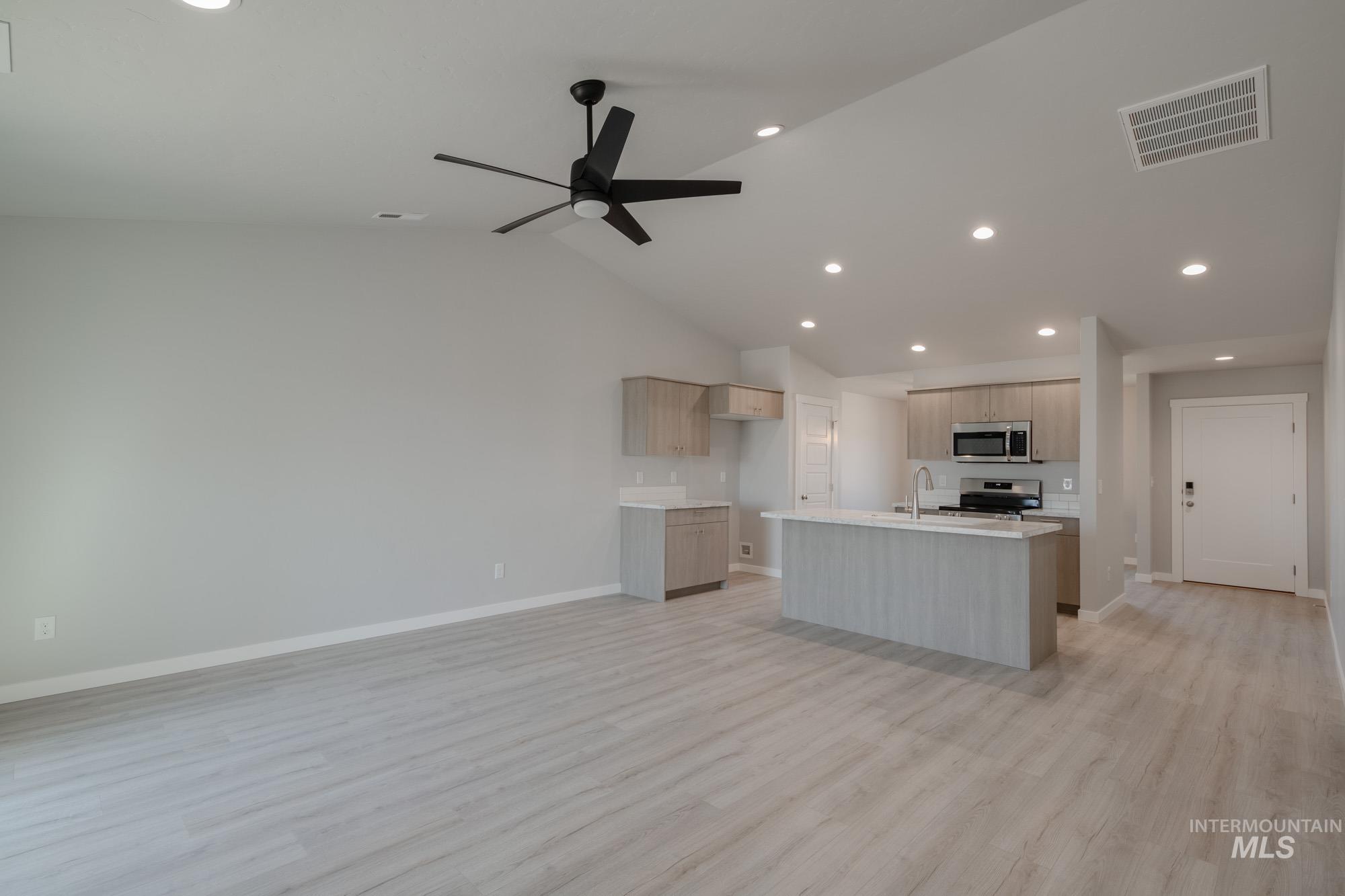 3397 W Morere Dr, Meridian, Idaho 83642, 3 Bedrooms, 2 Bathrooms, Residential For Sale, Price $424,990,MLS 98958549