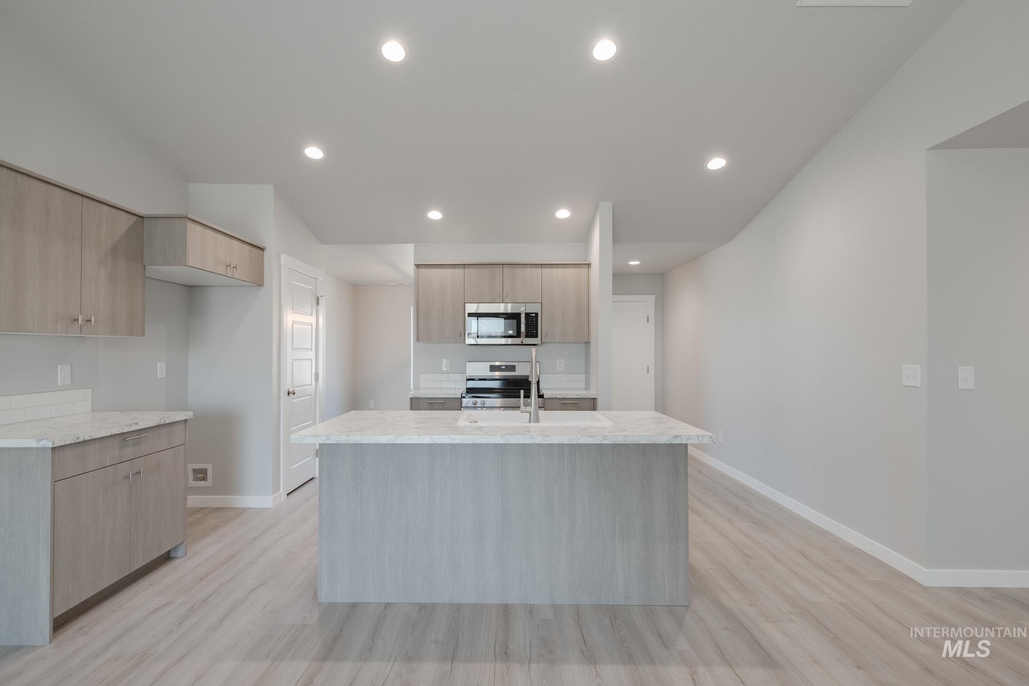 3397 W Morere Dr, Meridian, Idaho 83642, 3 Bedrooms, 2 Bathrooms, Residential For Sale, Price $424,990,MLS 98958549