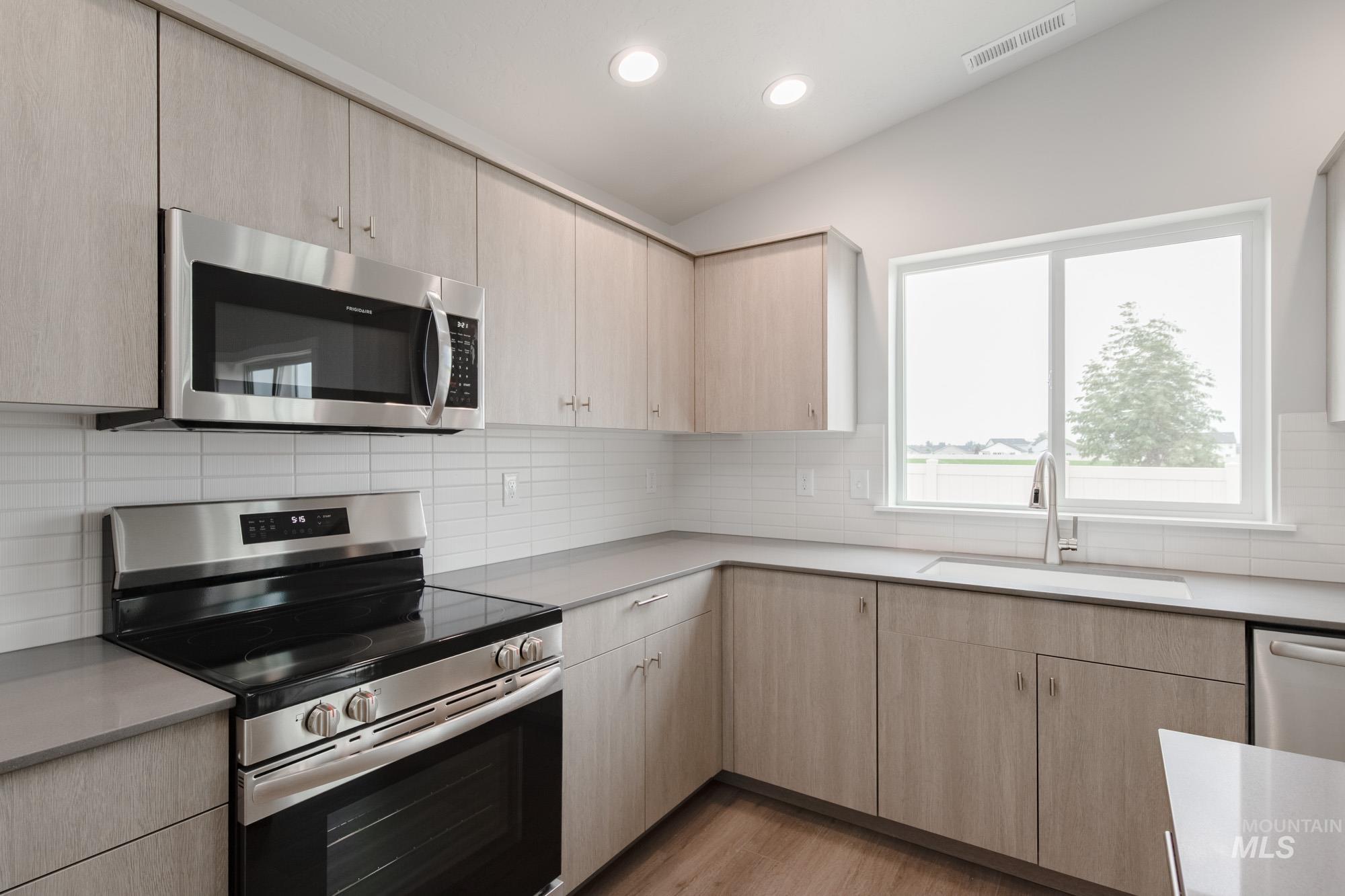 3469 W Morere Dr, Meridian, Idaho 83642, 4 Bedrooms, 2 Bathrooms, Residential For Sale, Price $459,990,MLS 98958553