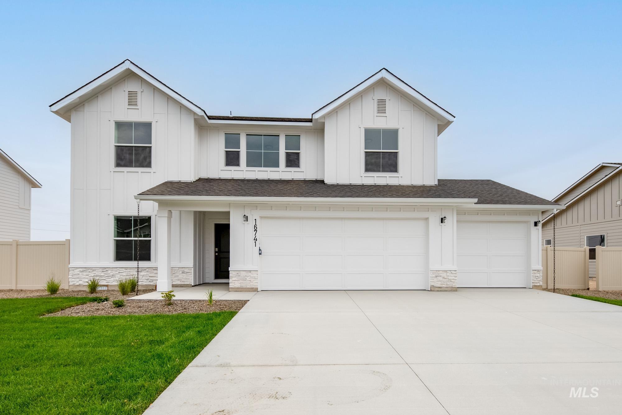 16741 Carlin Ave, Caldwell, Idaho 83607, 5 Bedrooms, 3 Bathrooms, Residential For Sale, Price $464,990,MLS 98958565