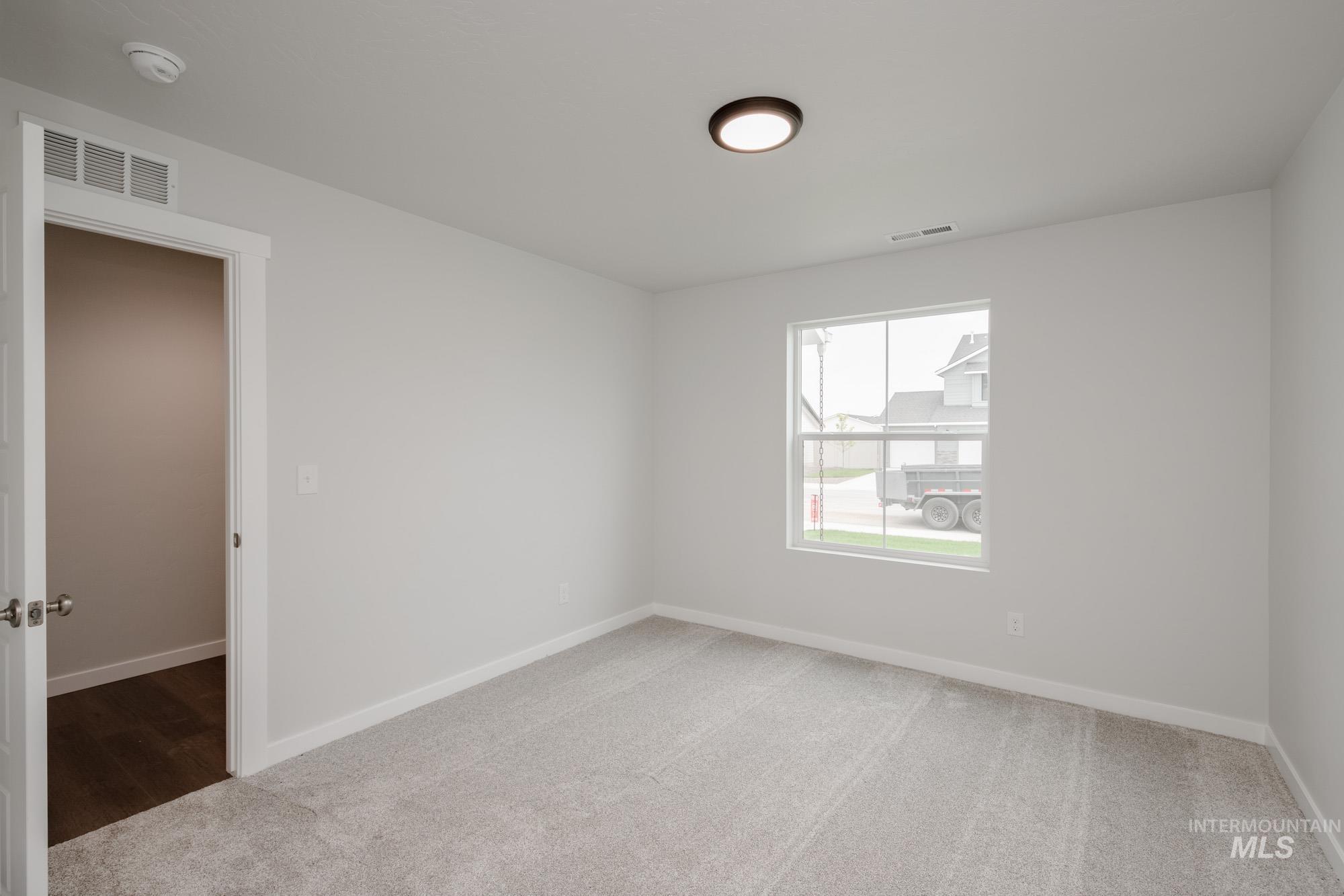 16741 Carlin Ave, Caldwell, Idaho 83607, 5 Bedrooms, 3 Bathrooms, Residential For Sale, Price $464,990,MLS 98958565