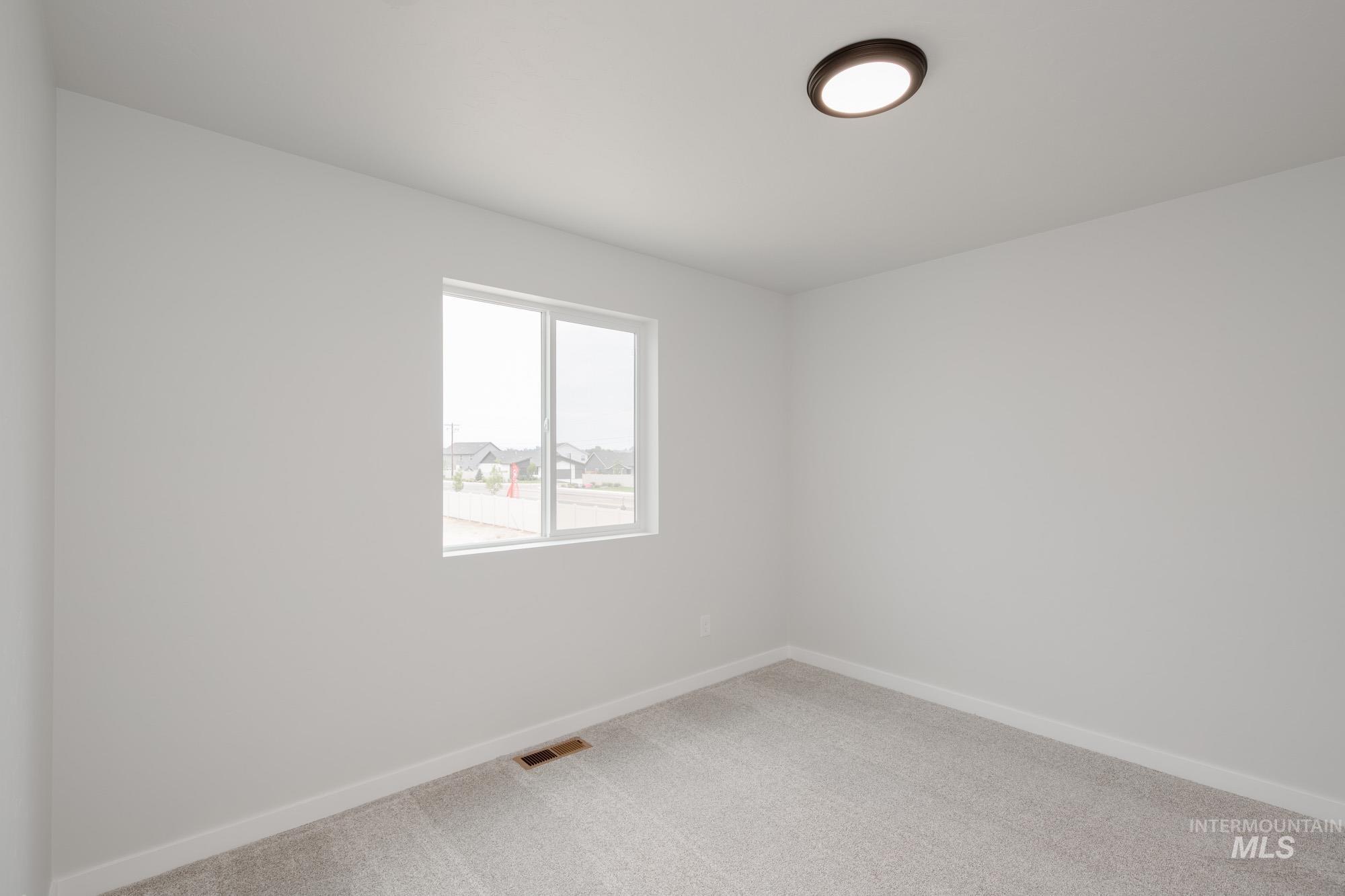 16741 Carlin Ave, Caldwell, Idaho 83607, 5 Bedrooms, 3 Bathrooms, Residential For Sale, Price $464,990,MLS 98958565