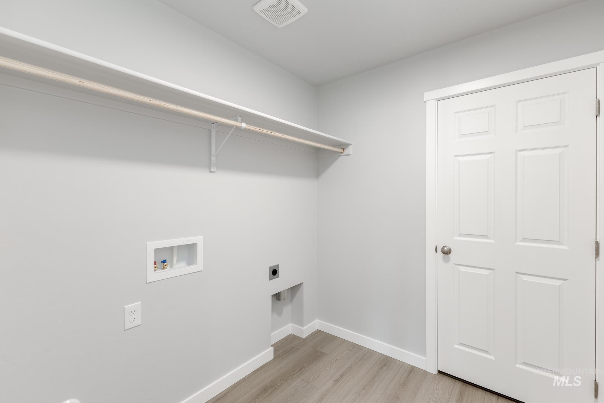 16289 Fill Ave, Caldwell, Idaho 83607, 4 Bedrooms, 2 Bathrooms, Residential For Sale, Price $414,990,MLS 98958569