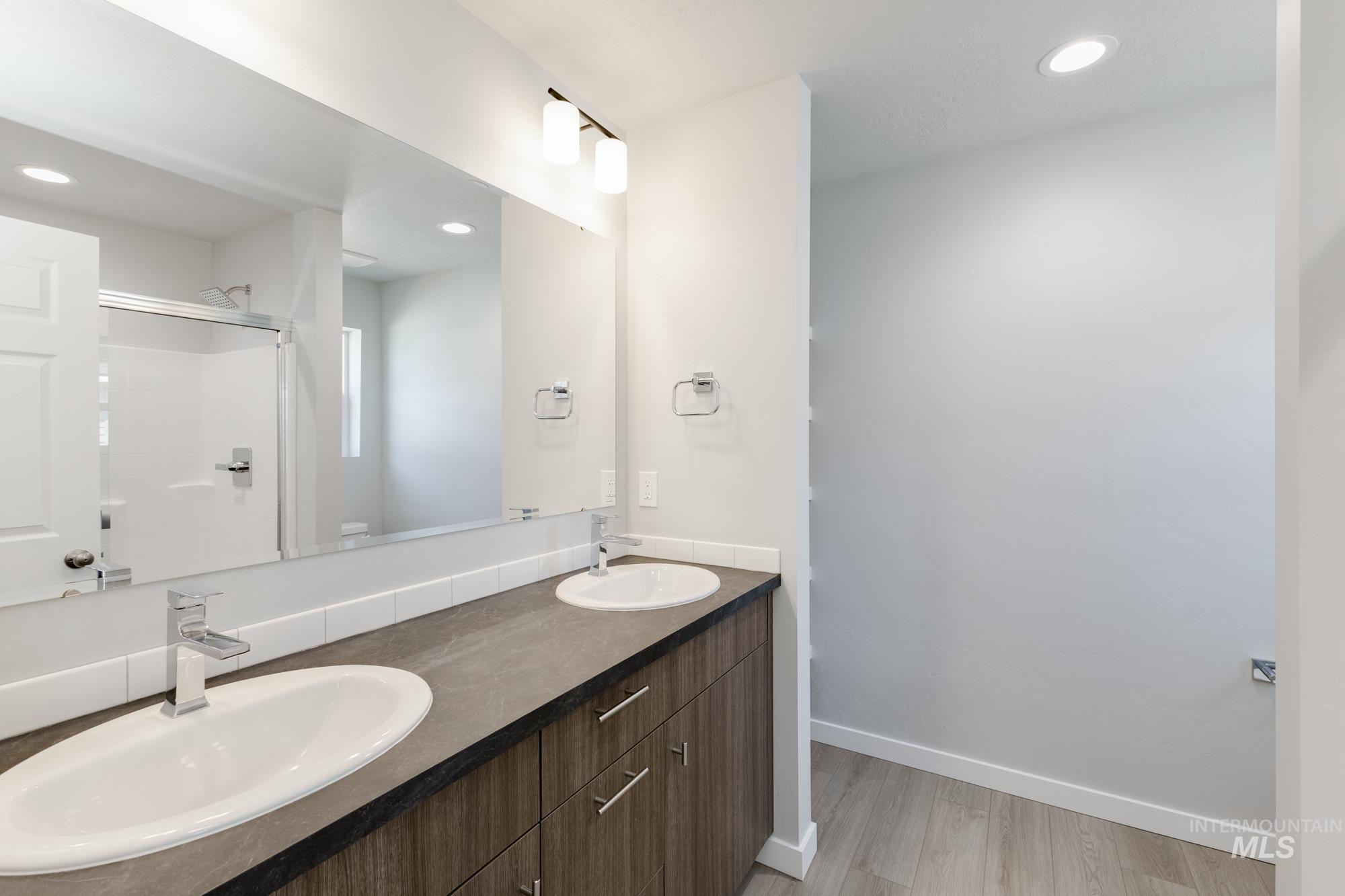 16289 Fill Ave, Caldwell, Idaho 83607, 4 Bedrooms, 2 Bathrooms, Residential For Sale, Price $414,990,MLS 98958569