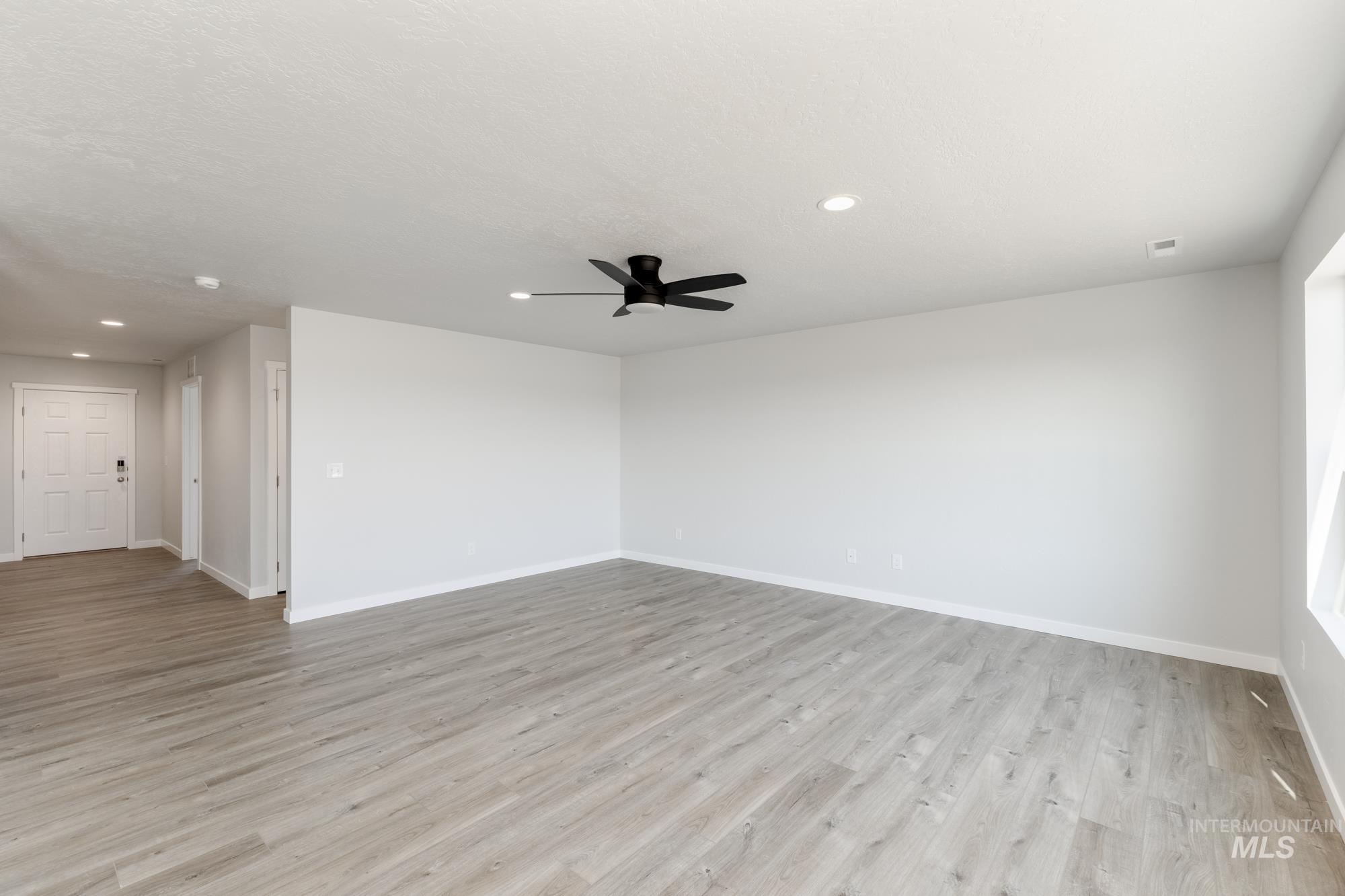 16366 Backfill Ave, Caldwell, Idaho 83607, 5 Bedrooms, 3 Bathrooms, Residential For Sale, Price $459,990,MLS 98958570