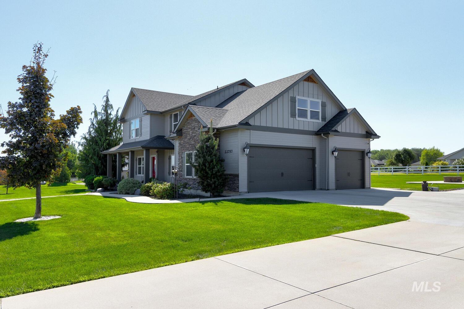 22757 Rosicky Way, Caldwell, Idaho 83607, 4 Bedrooms, 3.5 Bathrooms, Residential For Sale, Price $919,990,MLS 98958579