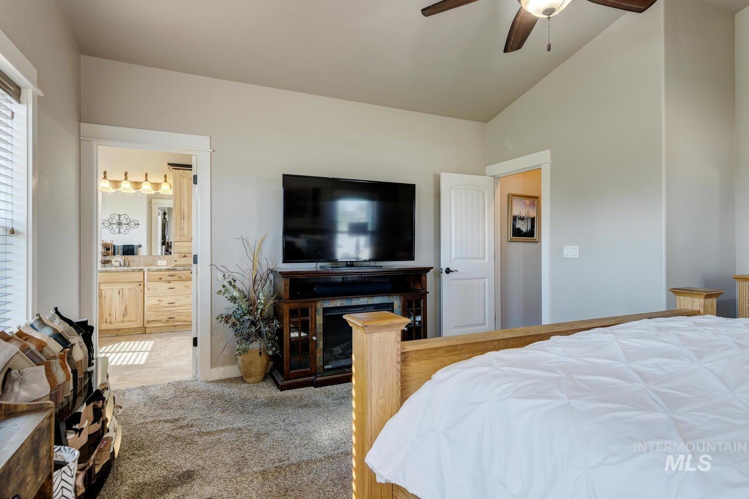 22757 Rosicky Way, Caldwell, Idaho 83607, 4 Bedrooms, 3.5 Bathrooms, Residential For Sale, Price $919,990,MLS 98958579