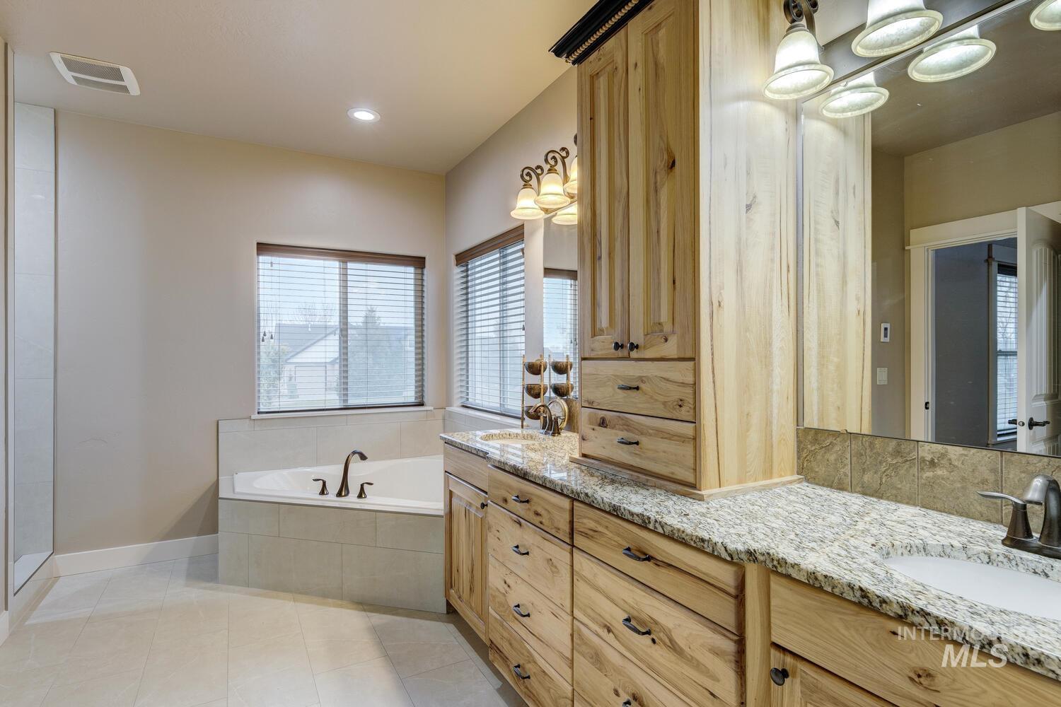 22757 Rosicky Way, Caldwell, Idaho 83607, 4 Bedrooms, 3.5 Bathrooms, Residential For Sale, Price $919,990,MLS 98958579