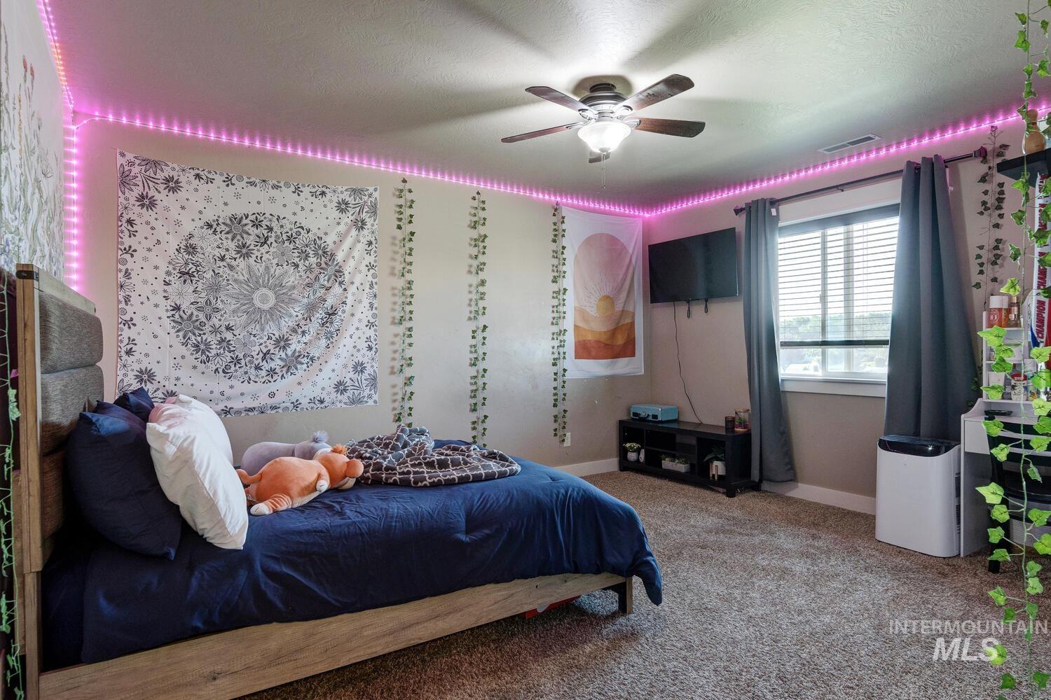 22757 Rosicky Way, Caldwell, Idaho 83607, 4 Bedrooms, 3.5 Bathrooms, Residential For Sale, Price $919,990,MLS 98958579