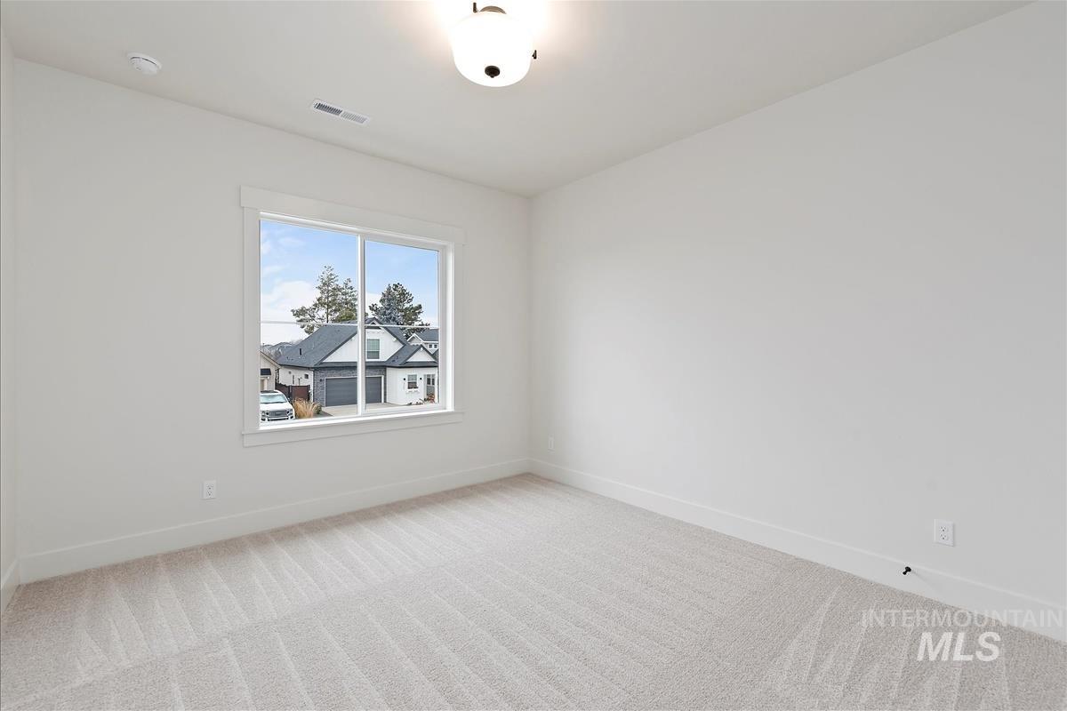 320 N Sauer River Ln, Eagle, Idaho 83616, 3 Bedrooms, 2.5 Bathrooms, Residential For Sale, Price $599,900,MLS 98958623