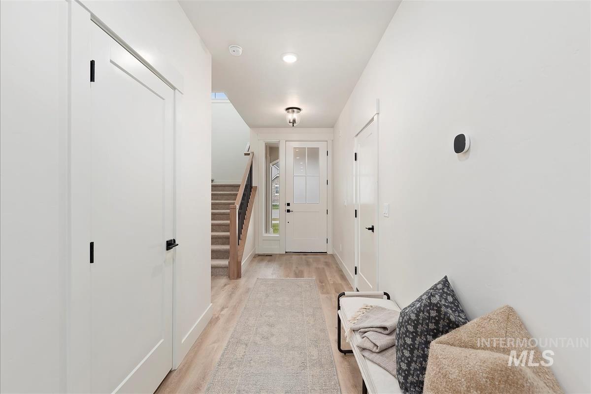 320 N Sauer River Ln, Eagle, Idaho 83616, 3 Bedrooms, 2.5 Bathrooms, Residential For Sale, Price $599,900,MLS 98958623