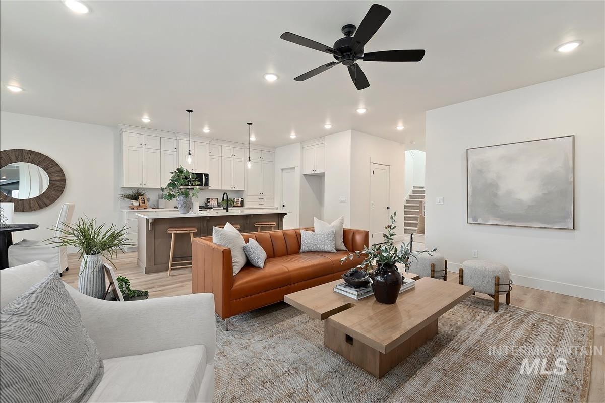 320 N Sauer River Ln, Eagle, Idaho 83616, 3 Bedrooms, 2.5 Bathrooms, Residential For Sale, Price $599,900,MLS 98958623