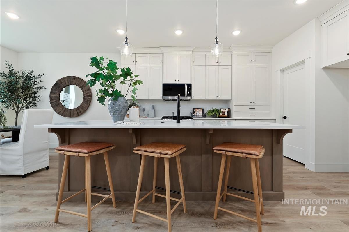 320 N Sauer River Ln, Eagle, Idaho 83616, 3 Bedrooms, 2.5 Bathrooms, Residential For Sale, Price $599,900,MLS 98958623