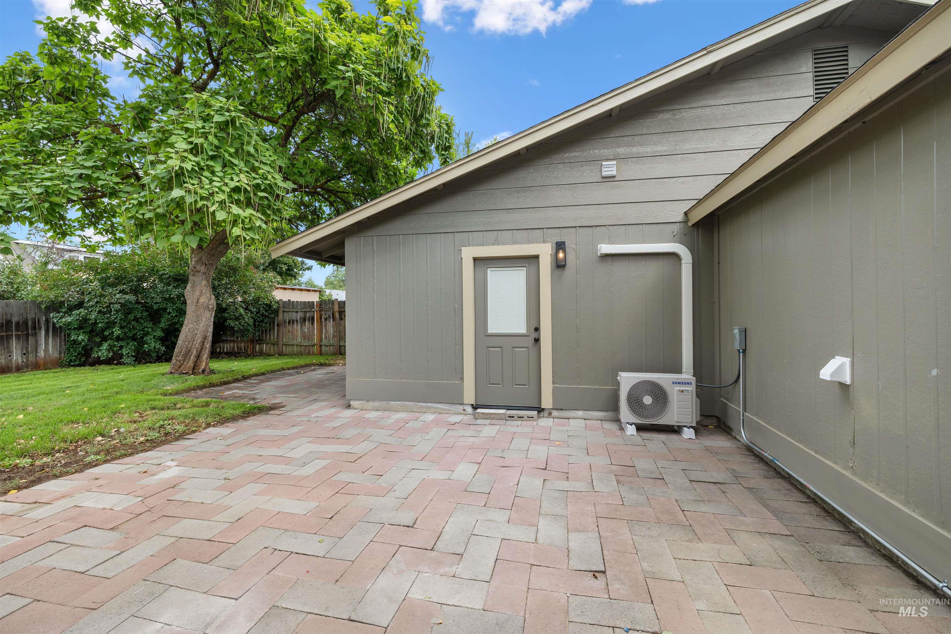 10000 Tudor Dr, Boise, Idaho 83704-5263, 4 Bedrooms, 3 Bathrooms, Residential For Sale, Price $529,999,MLS 98958625